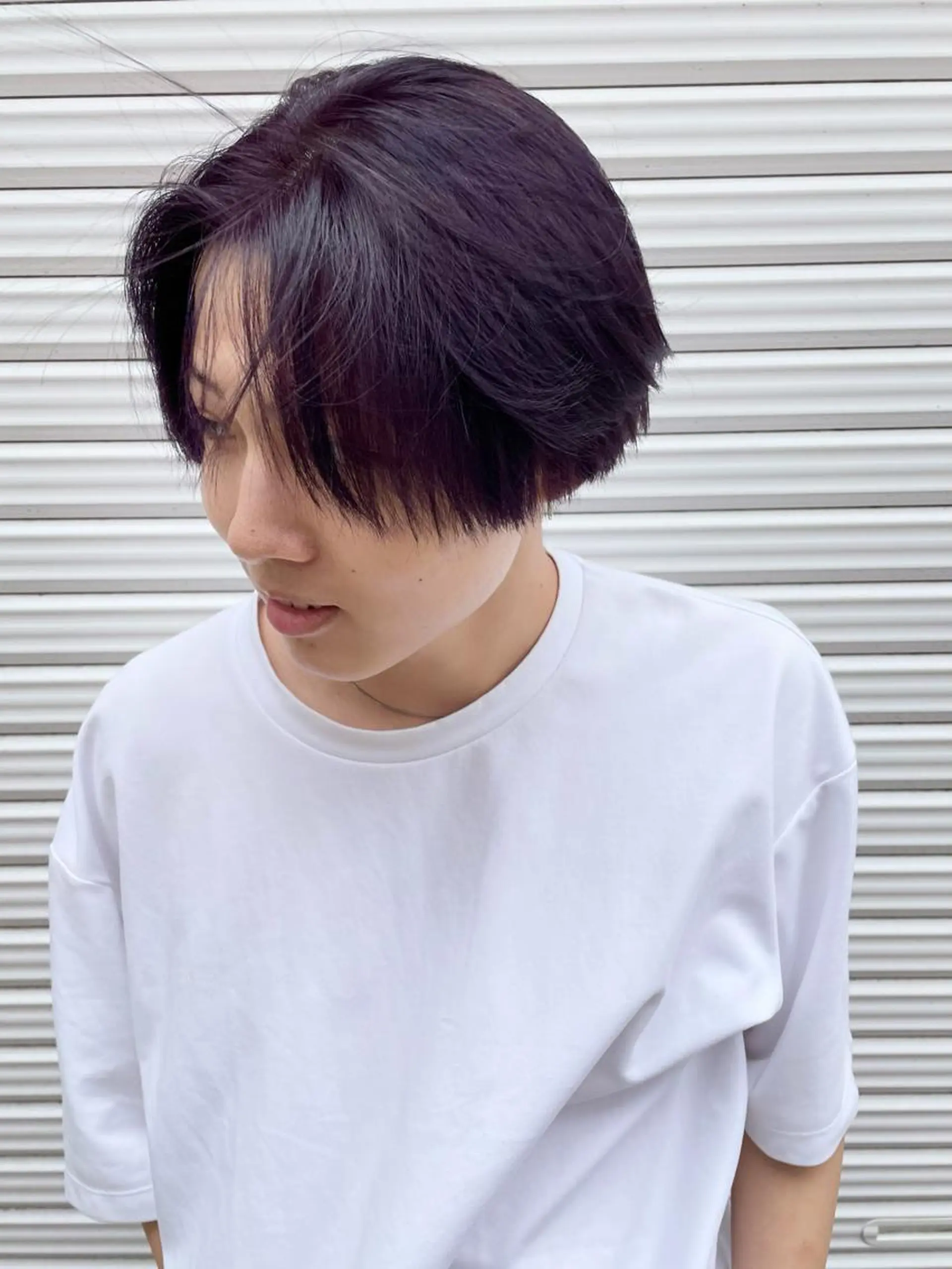 ショート カラー メンズ メンズブリーチ ブリーチ ディープパープル パープルカラー sica所属・スタイル撮影 モデル募集momoのヘアスタイル