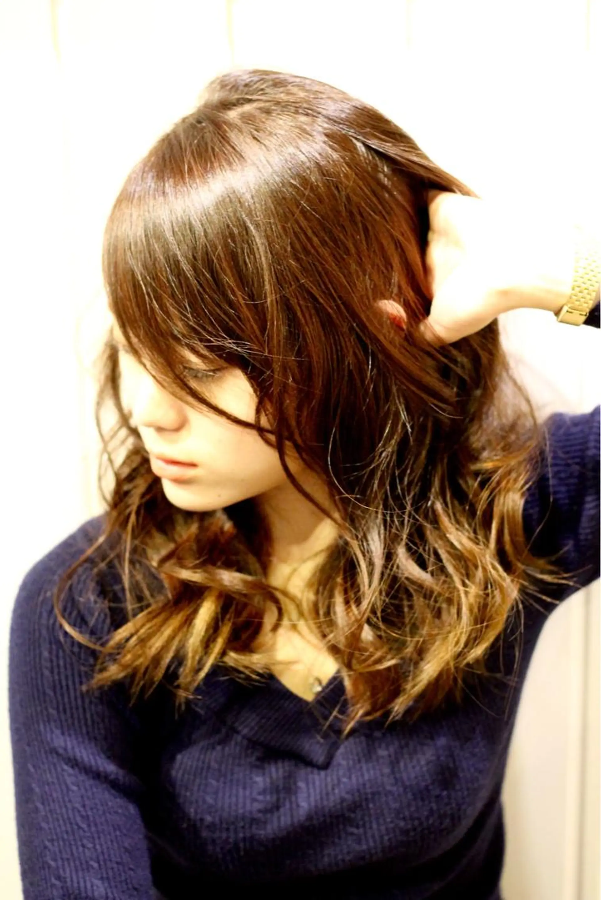 セミロング カラー パーマ セミロングパーマ ハイライトカラー ハイライト カット ヘアカラー トリートメント BANDE所属・BANDE 水崎 悟のヘアスタイル