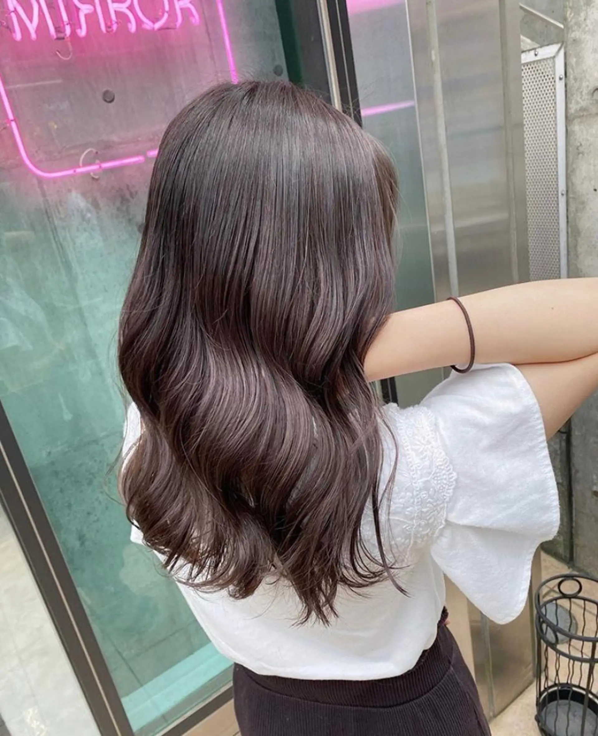 ミディアム カラー ヘアアレンジ アッシュ アッシュグレー ベージュカラー ブリーチ ブルーカラー ヘアカラー トリートメント ヘアセット 🩰nanaka 🩰のヘアスタイル