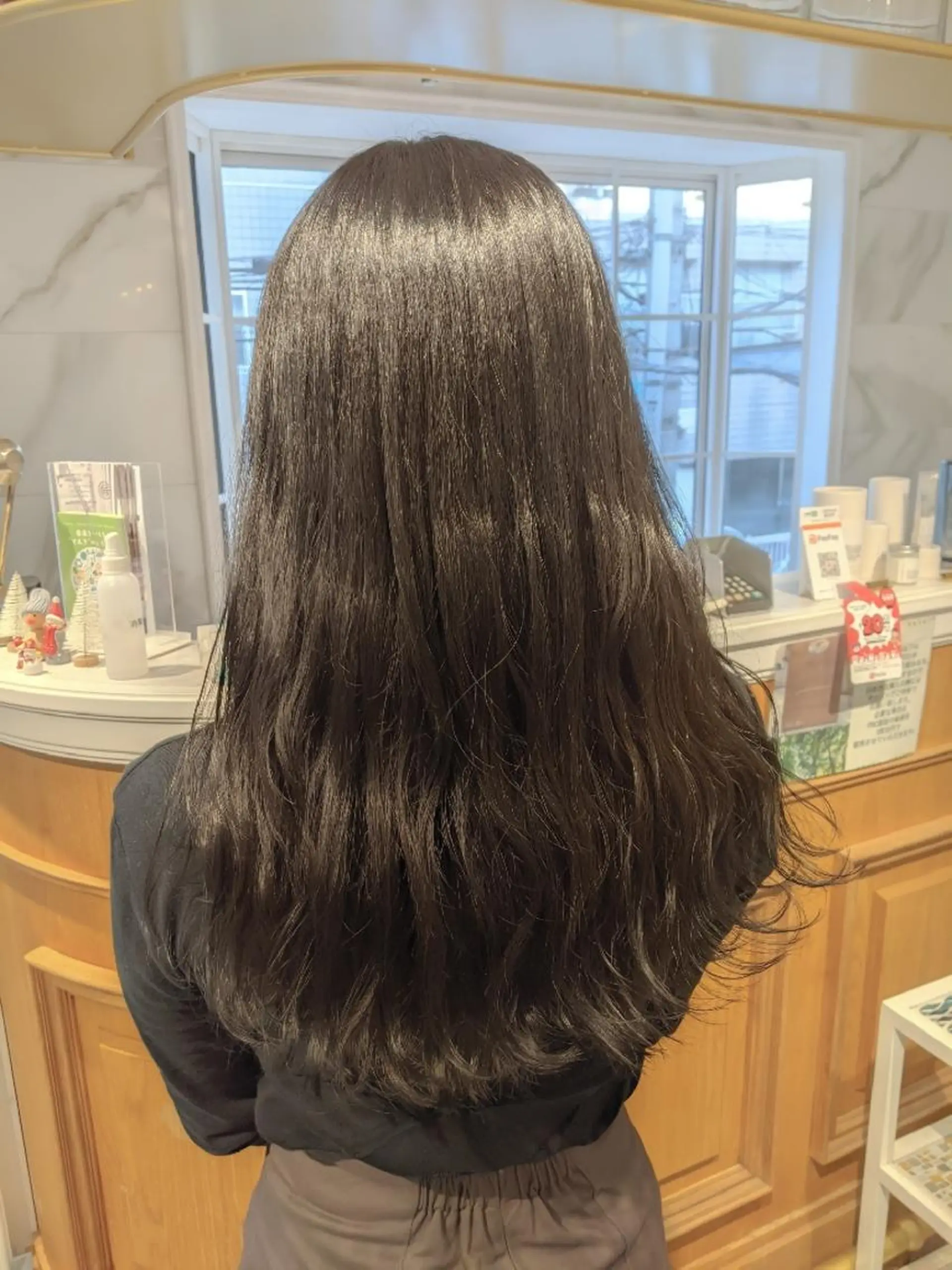 セミロング ヘアカラー トリートメント 縮毛矯正/レイヤー 💎やまもとちひろのヘアスタイル