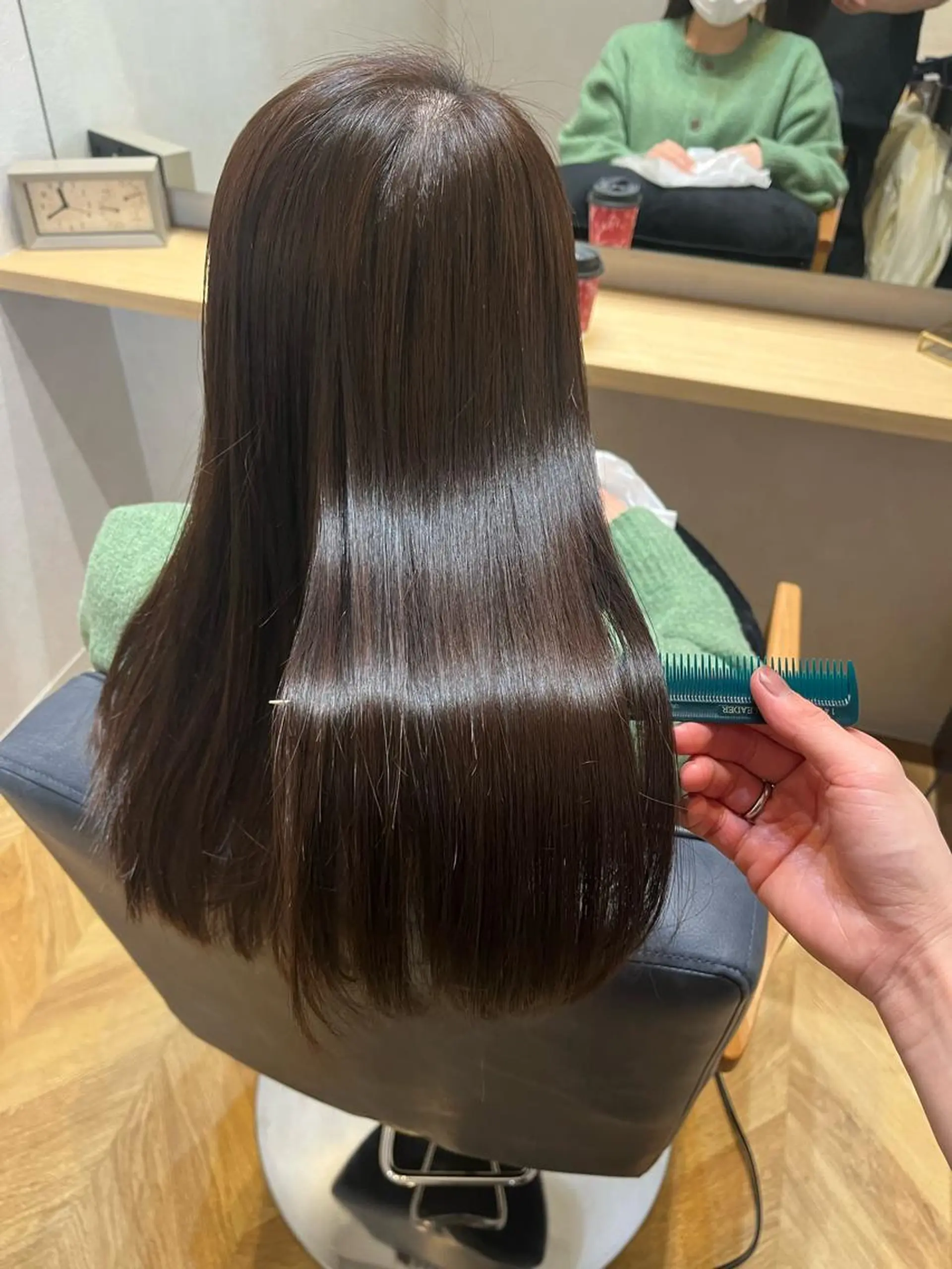 ロング ボブ ハイライト 髪質改善 韓国風ヘア レイヤーカット 縮毛矯正 N°number大分 ナンバーmikotoのヘアスタイル