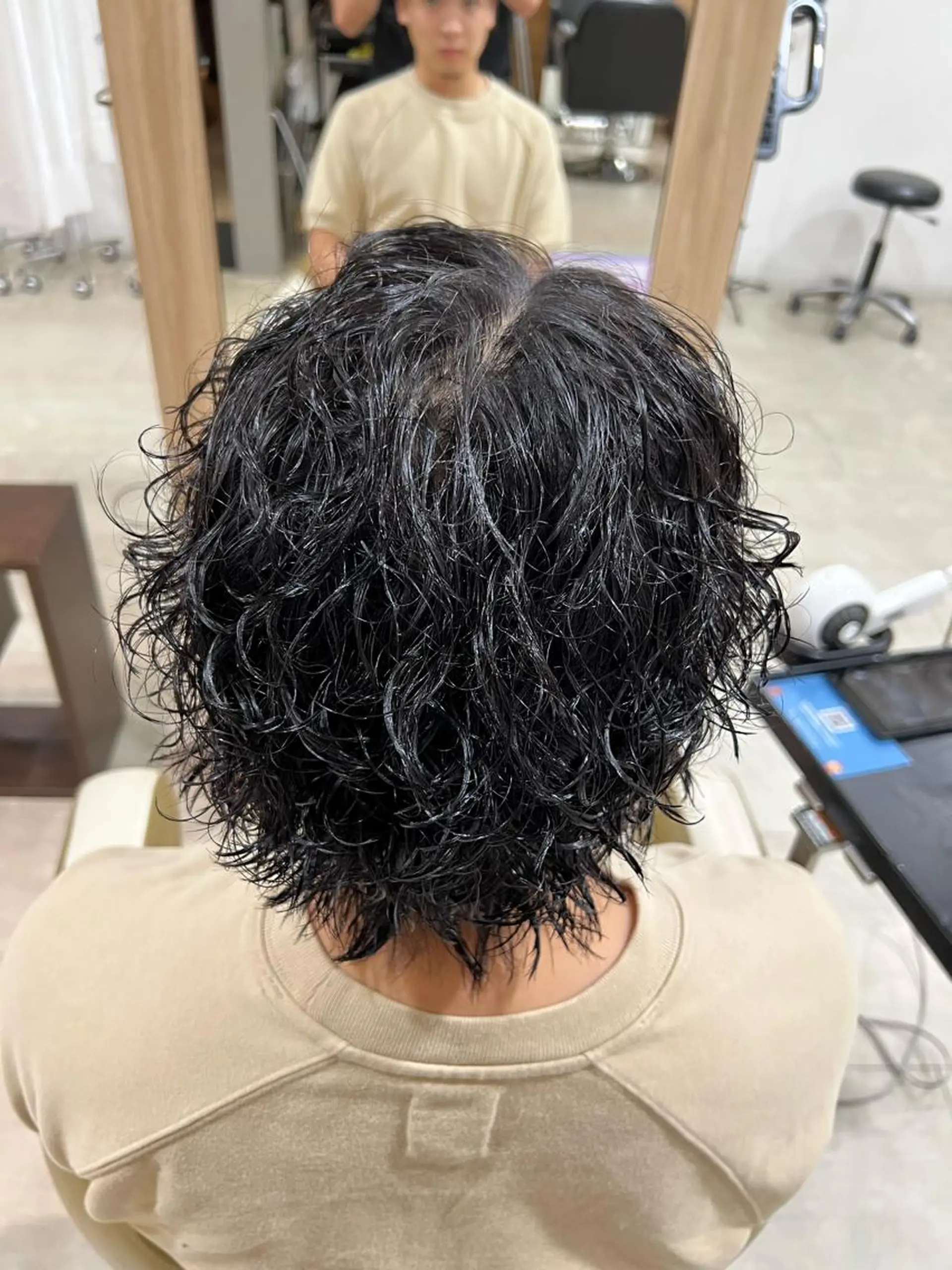 パーマ メンズ 心斎橋バレイヤージュ 小林勝貴のヘアスタイル