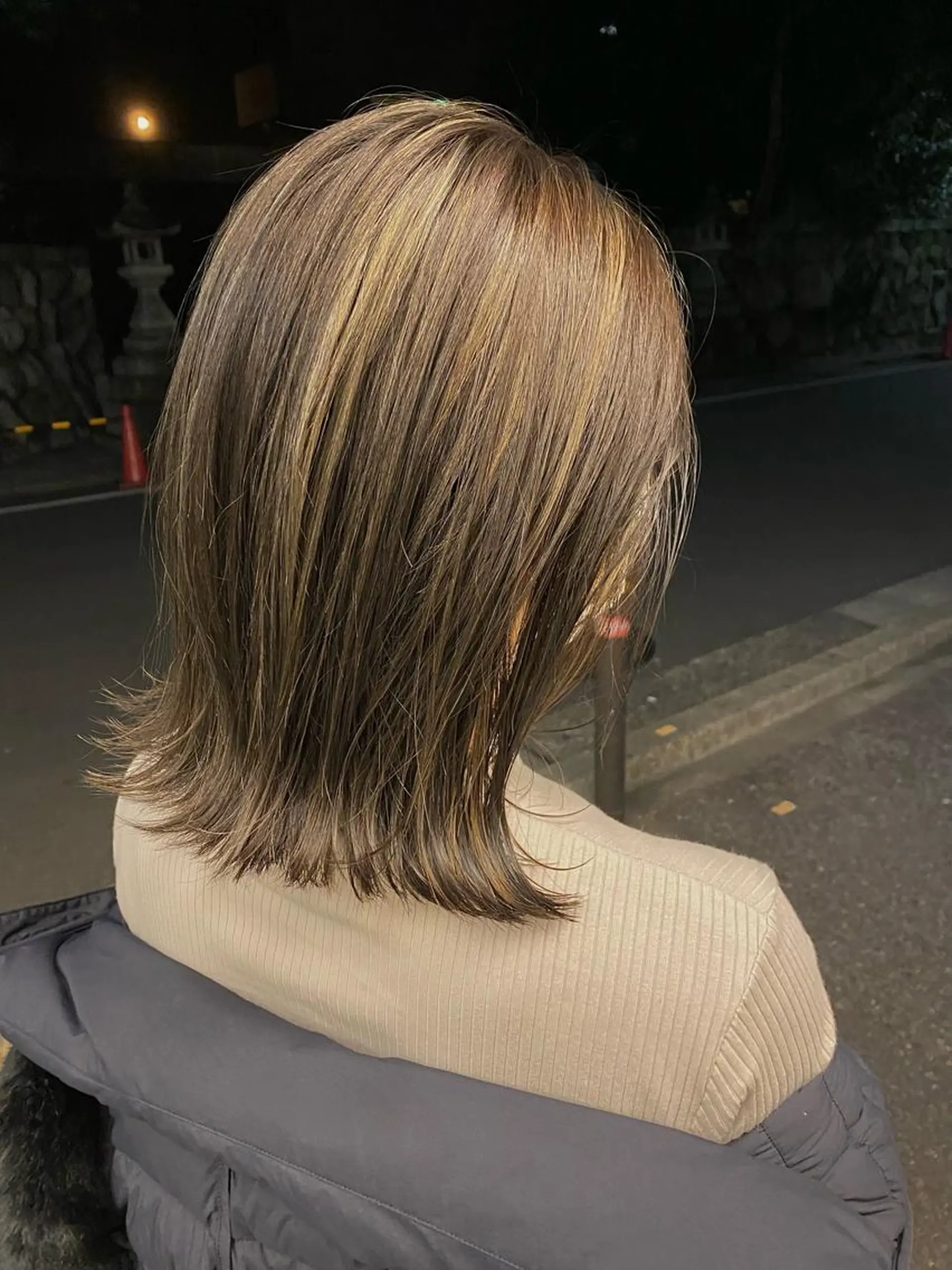 ショート カラー グレージュ ハイライトカラー ハイライト カット ヘアカラー ハイライトカラー MINAMIのヘアスタイル