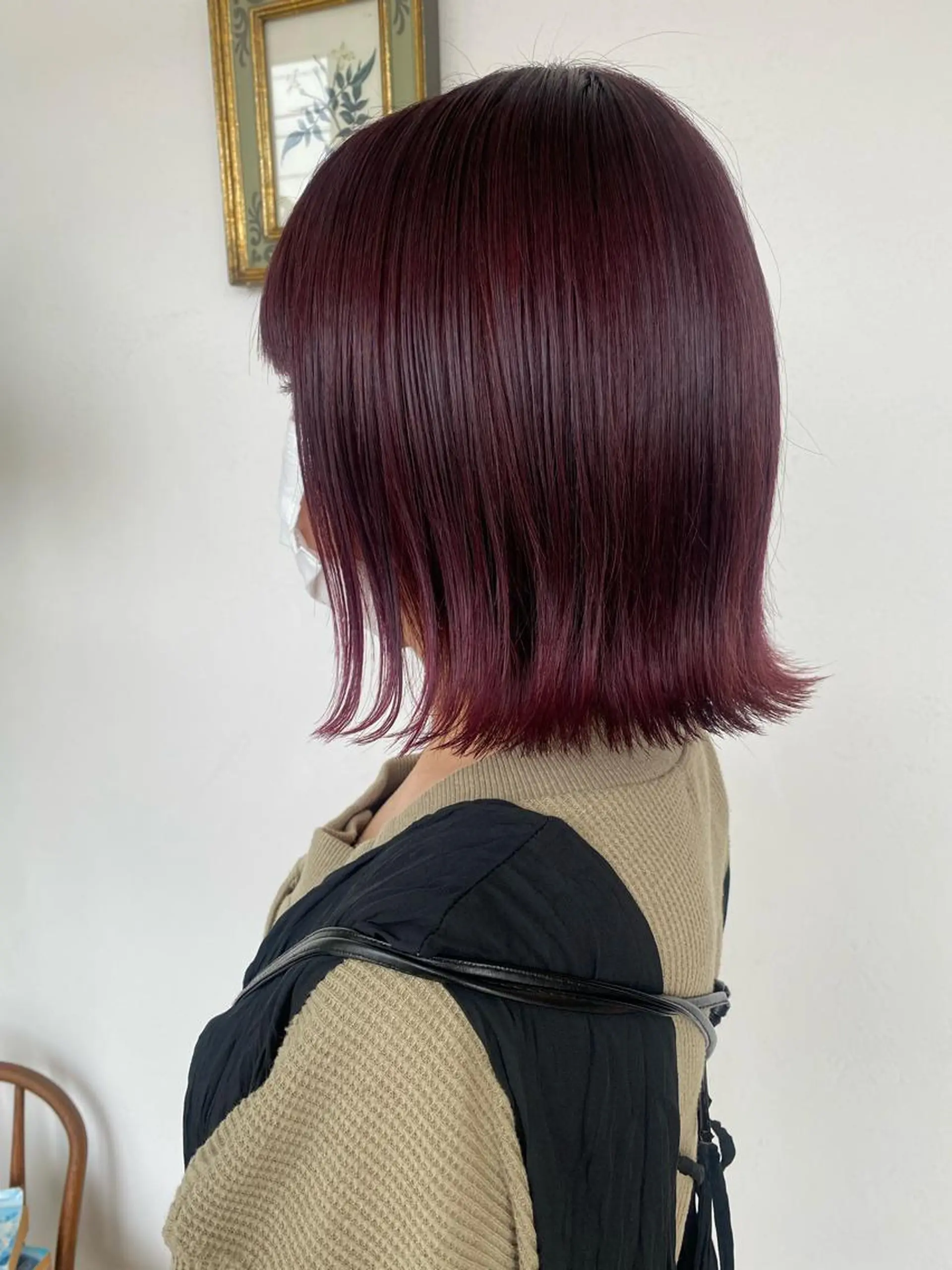 ショート パープルカラー 丸山 純奈のヘアスタイル