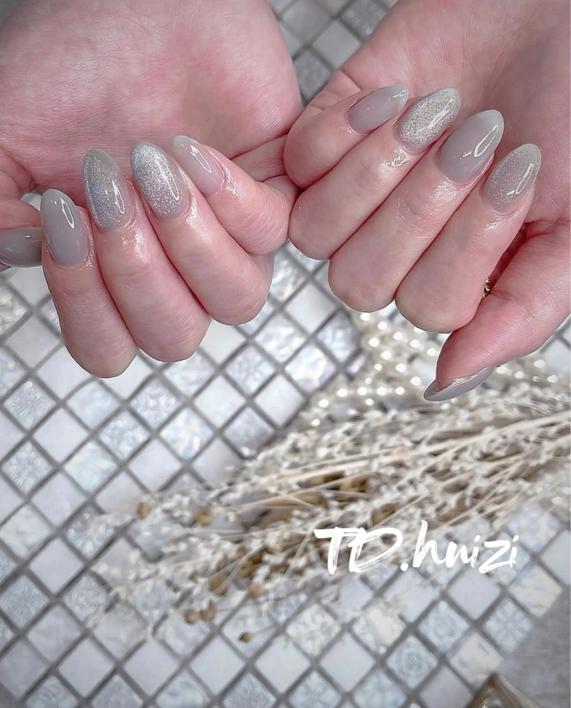 ミディアム ハンドネイル めぐみのネイルサロン 惠のネイルデザイン