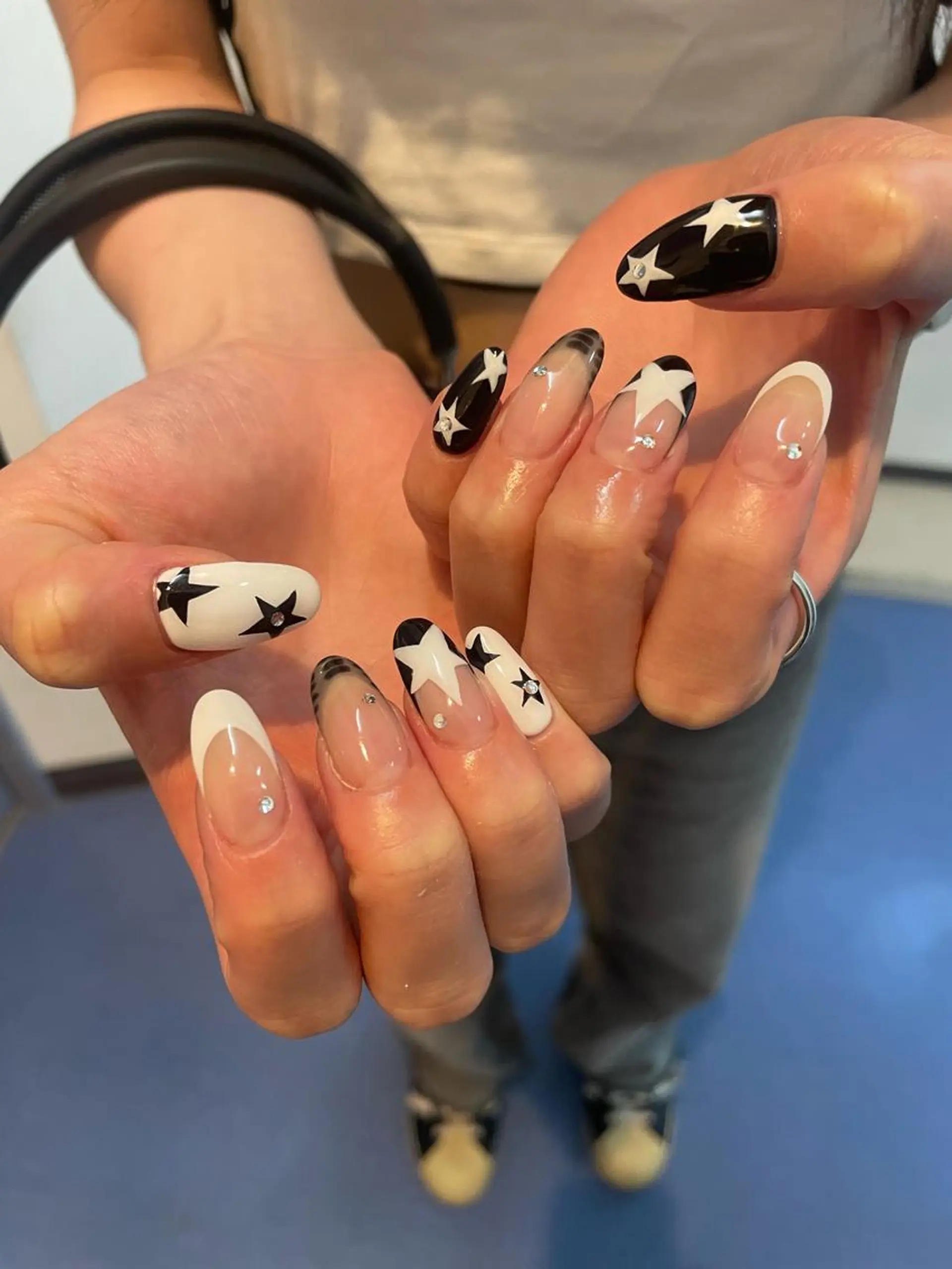 ネイル ハンドネイル AOI✩⡱ y2kネイルのネイルデザイン