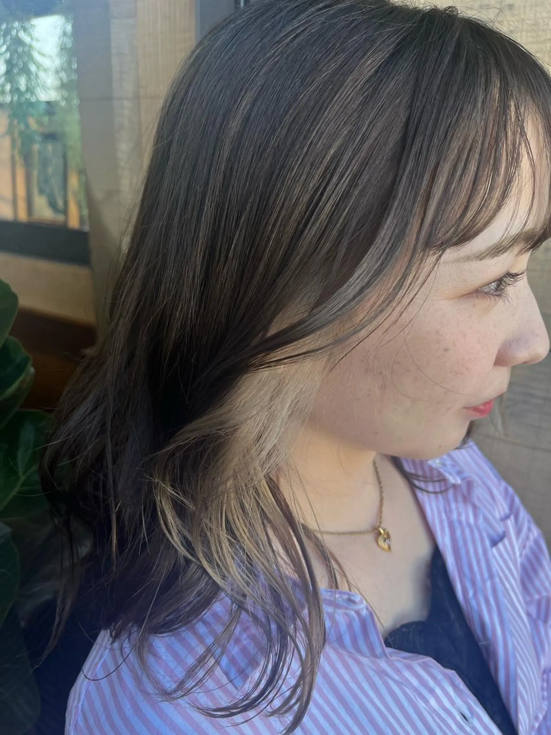 カラー ブリーチ 透明感カラー 🩶韓国艶髪🇰🇷 下本夕綺のヘアスタイル