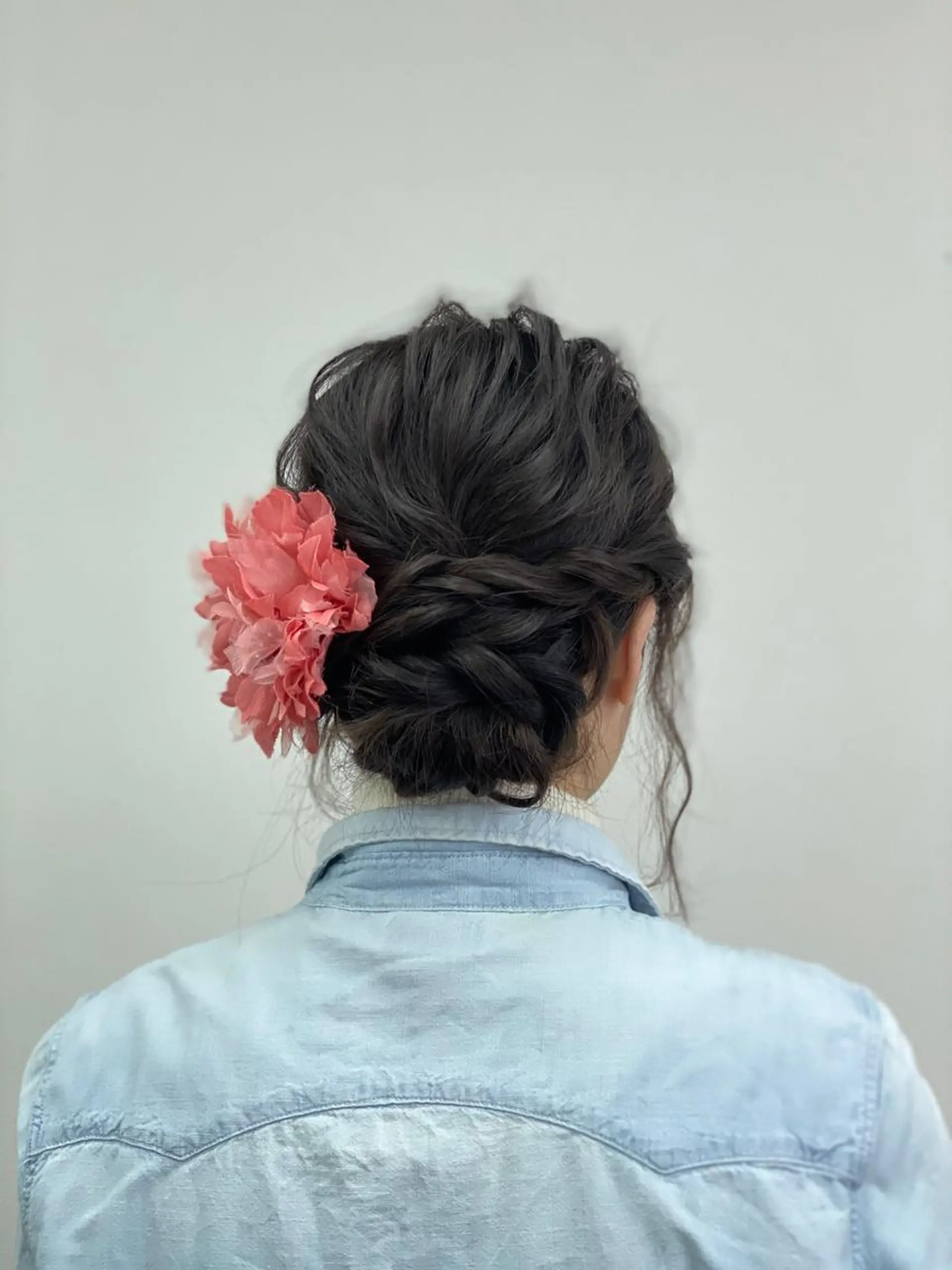 ミディアム ヘアアレンジ 鈴木 沙羅のマツエク・マツパデザイン