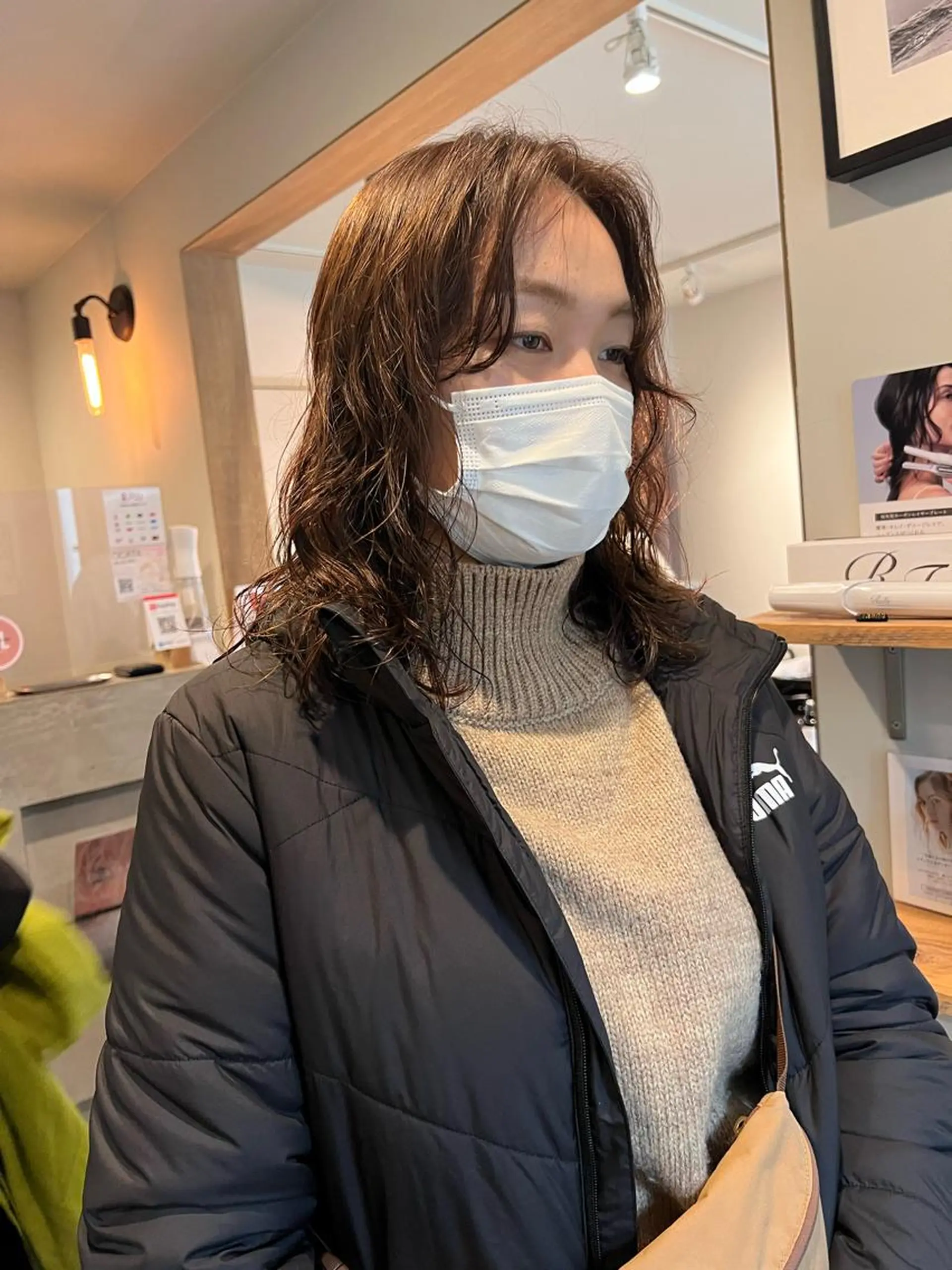 ミディアム パーマ ミディアムパーマ /癖毛パーマのヘアスタイル