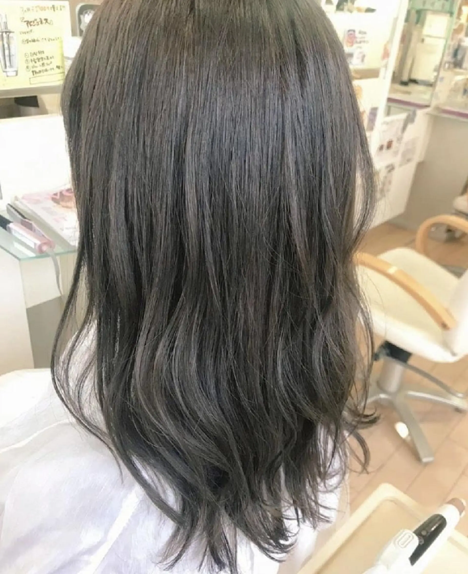 カラー 透明感カラー グレージュ 関口 友菜のヘアスタイル