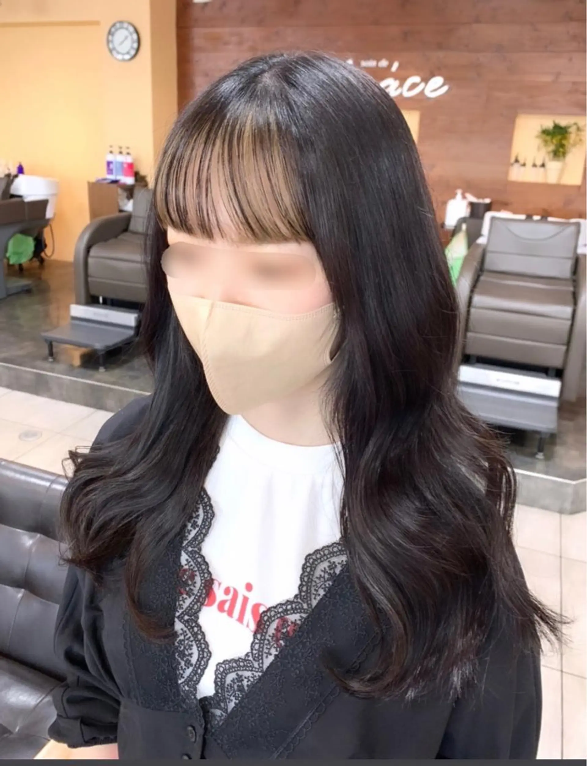 セミロング ヘアカラー 🫧艶髪カラー🫧 森本くるみのヘアスタイル