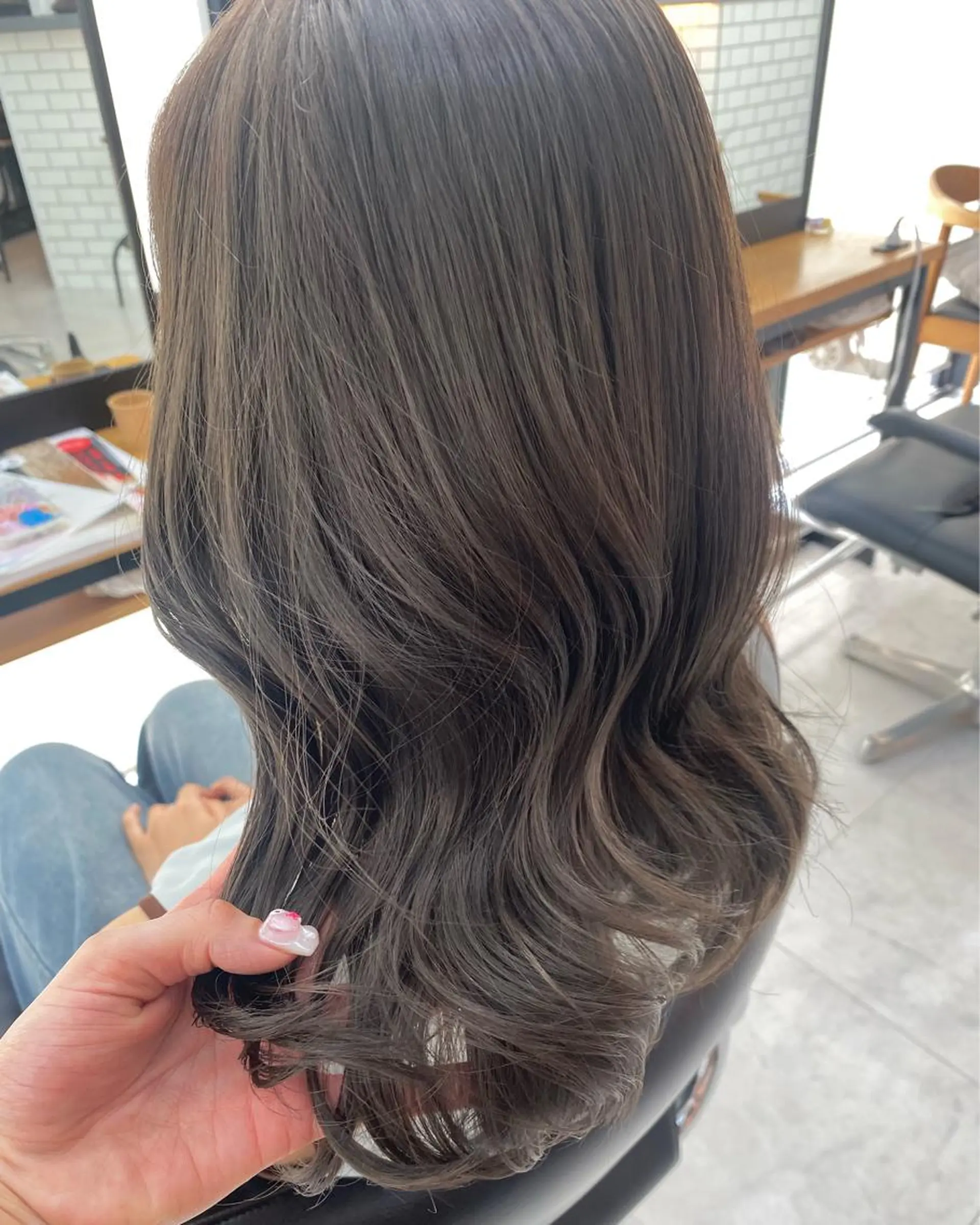 セミロング 韓国風レイヤーカット 🍒サンジキ アカリのヘアスタイル