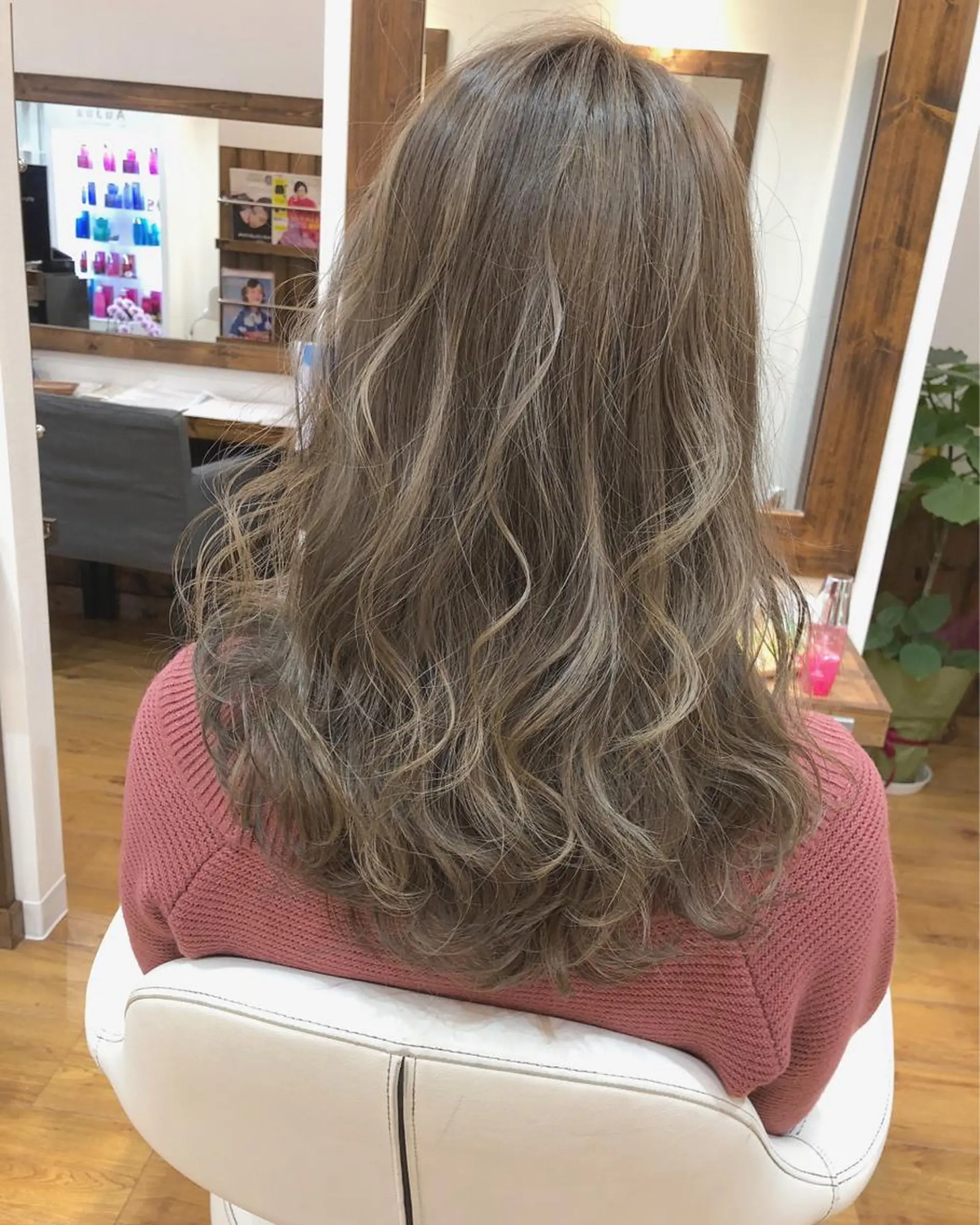 セミロング カラー 横浜ブリーチムラ直し ハイトーン/ブリーチのヘアスタイル