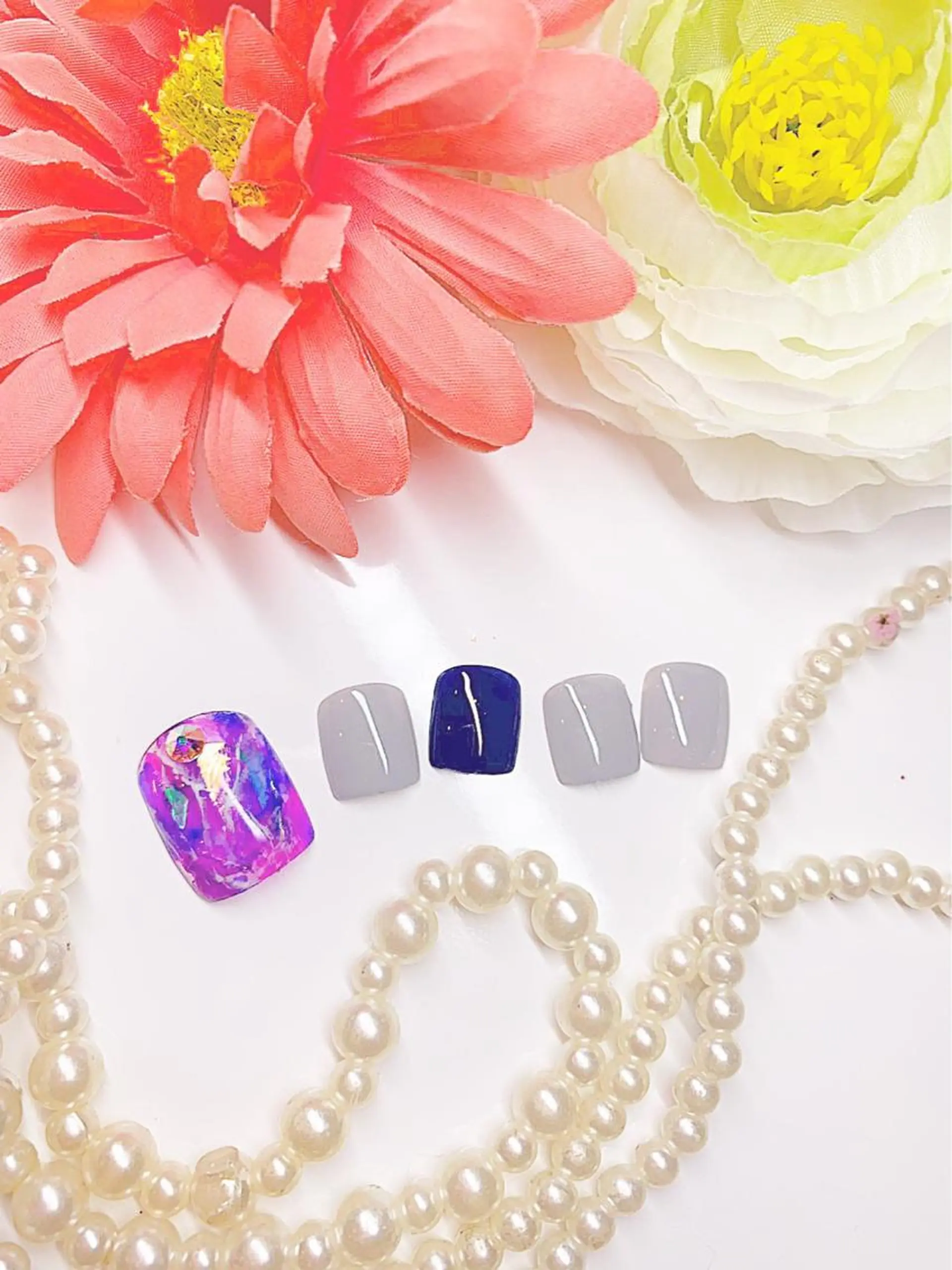 ネイル アートネイル フットネイル GLITTER NAILS高速長田のマツエク・マツパデザイン