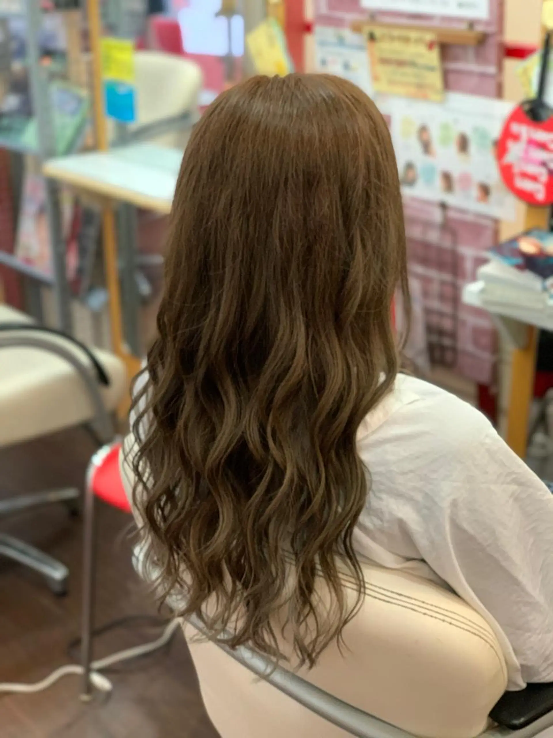 ロング ヘアカラー たけい ゆうきのヘアスタイル