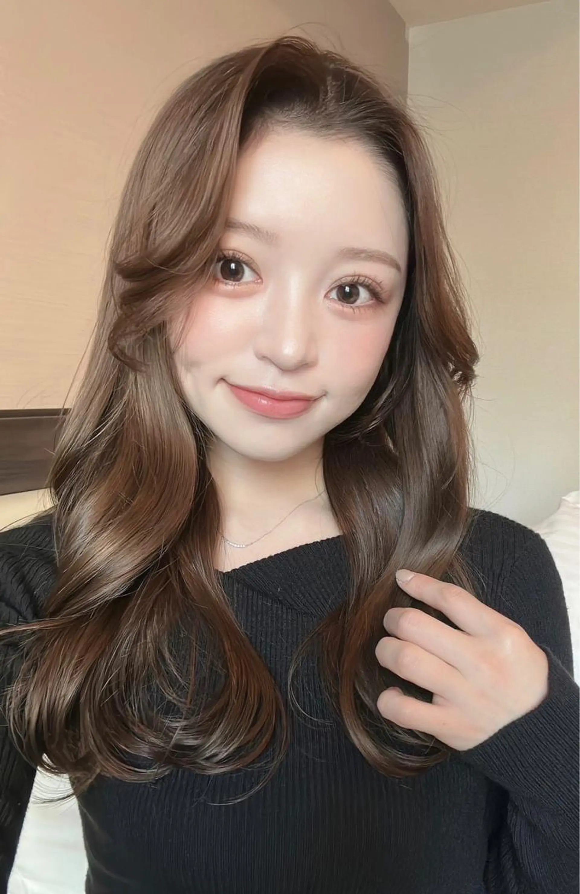 ミディアム カラー カット ヘアカラー トリートメント レイヤーカット /透明感カラー西田のヘアスタイル