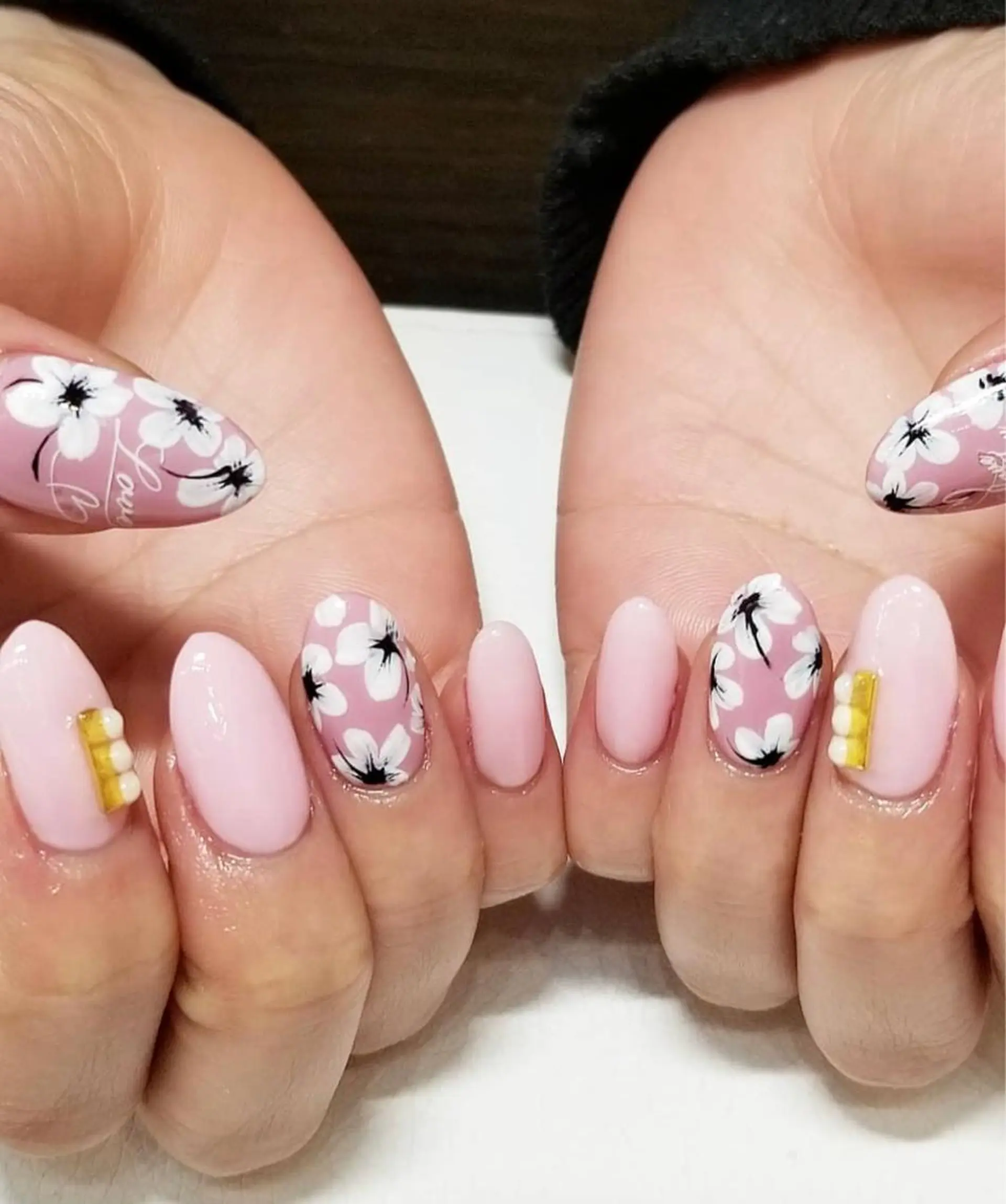 メンズ ネイル フラワーネイル Chérinail 爪のお手入れのネイルデザイン