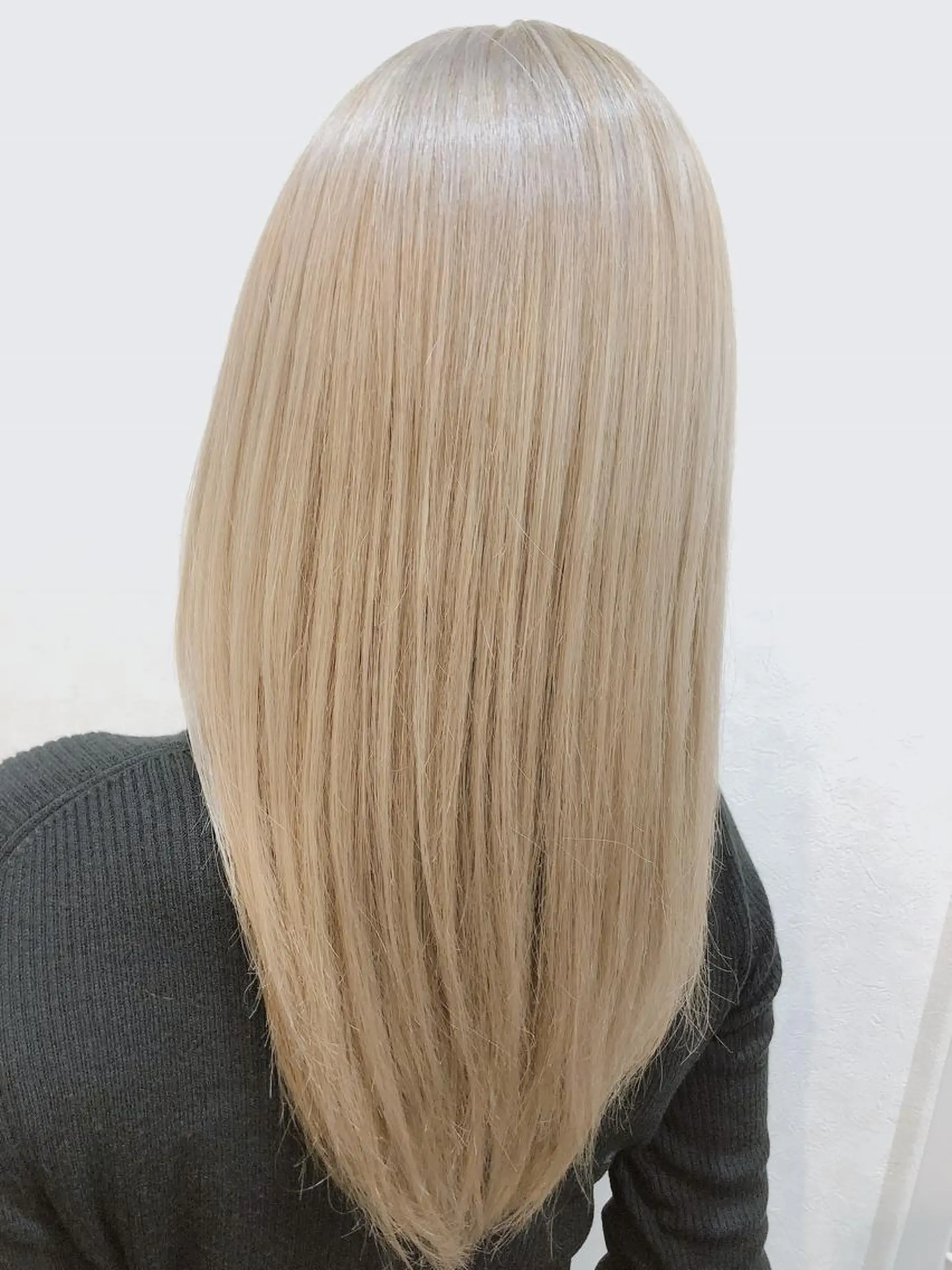 ロング ヘアカラー 河田 ゆかりのヘアスタイル