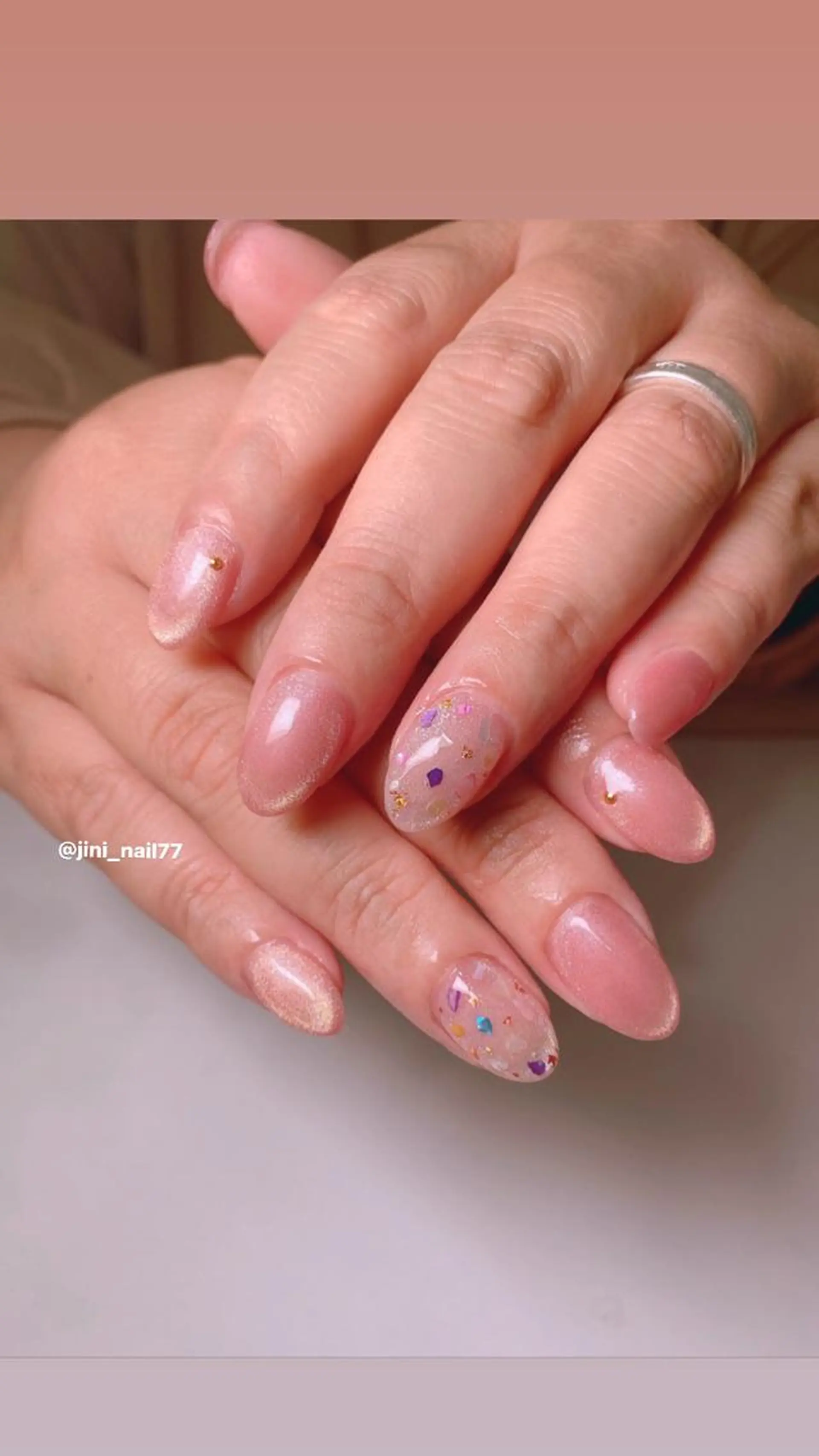 ネイル JINI NAIL所属・ジニ ネイルのネイルデザイン