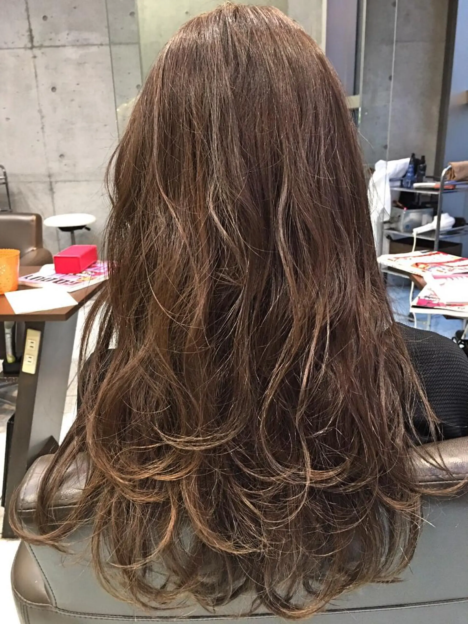 ロング カラー 大栗 佑也  髪質改善のヘアスタイル