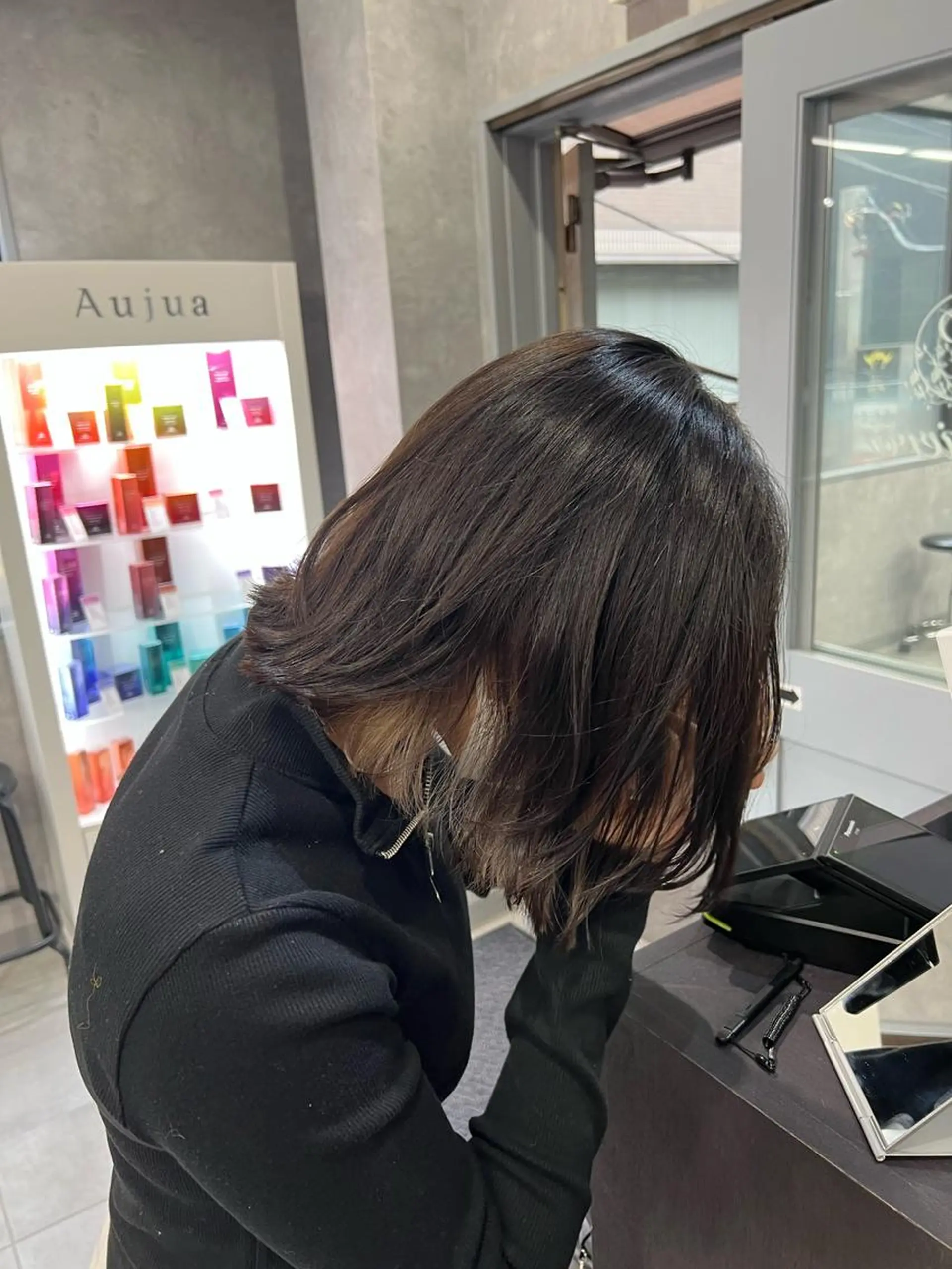 ミディアム カラー ミディアムレイヤー インナーカラー レイヤーカット ace share salon所属・韓国風パーマ/ 菅沼 成郷のヘアスタイル