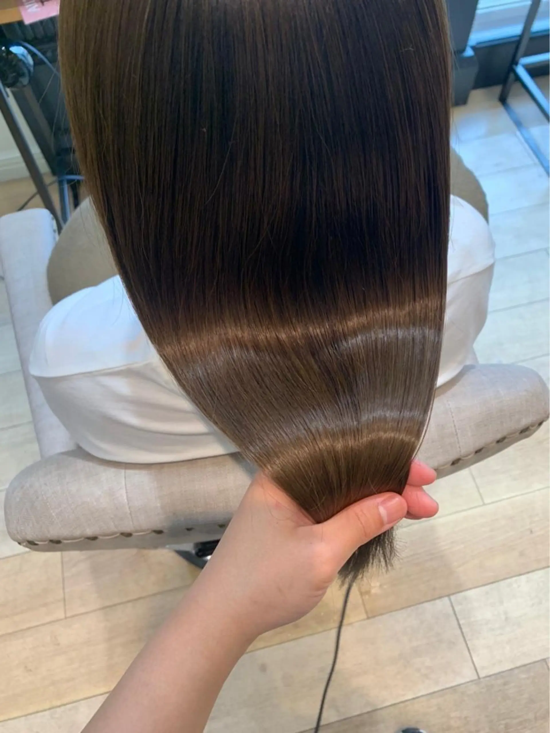 カラー KOKORO 中村 朱里のヘアスタイル