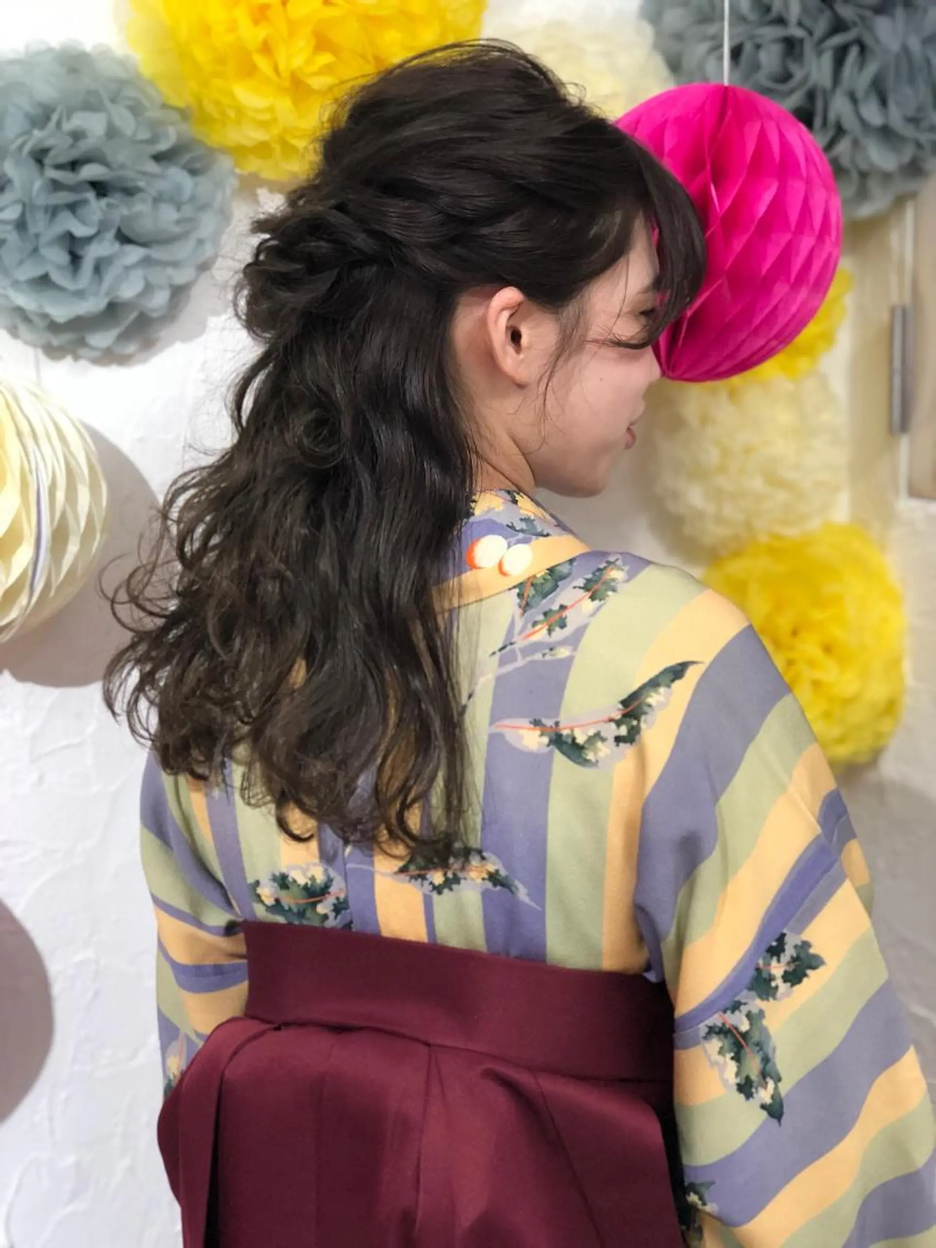 ロング ヘアアレンジ 卒業式のヘアスタイル 女性に人気♪ はやしほのかのヘアスタイル