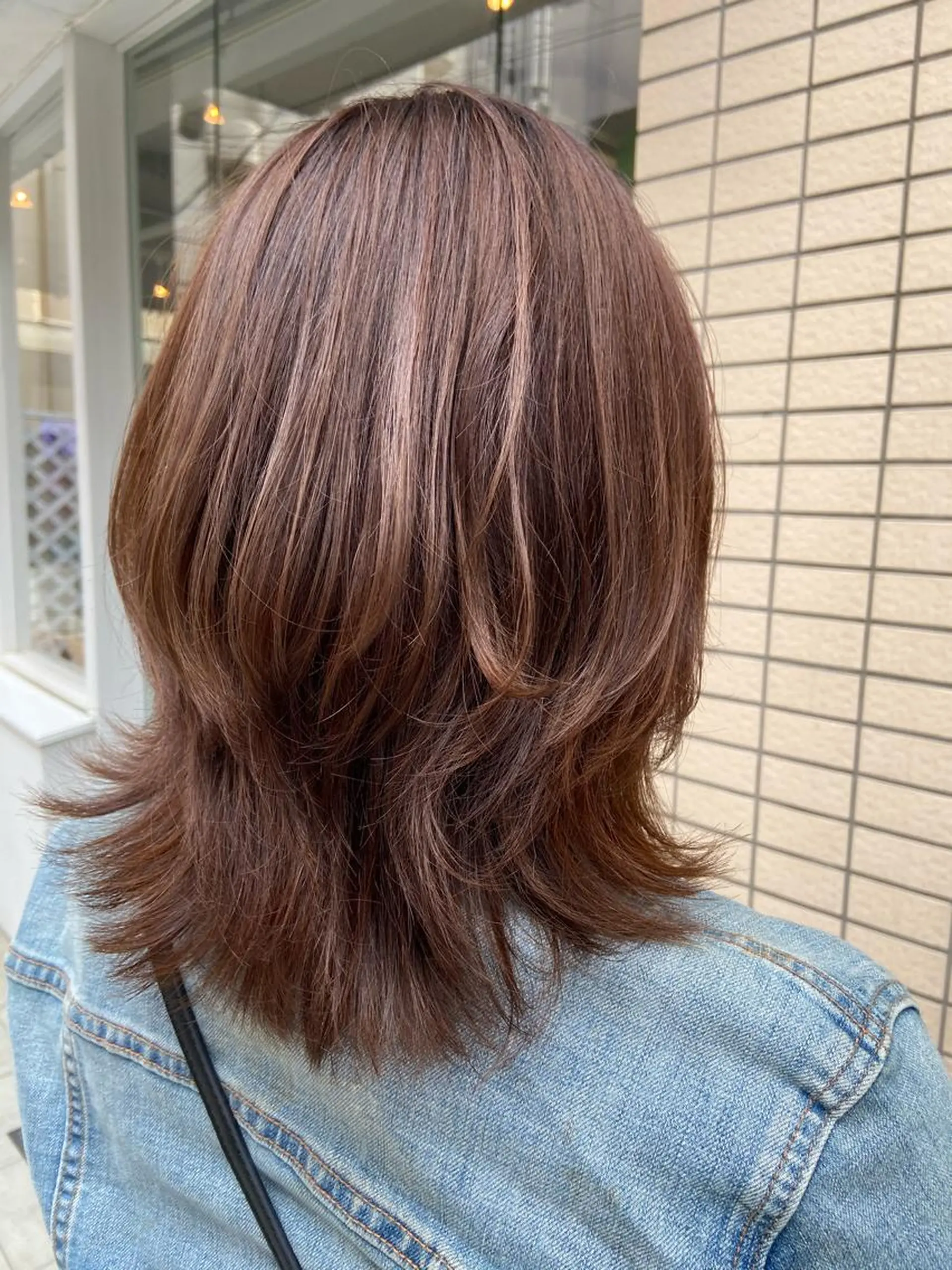 ミディアム カラー ブラウンカラー 透明感カラー パープルカラー パープルブラウン くびれヘア 菊地 美憂のヘアスタイル