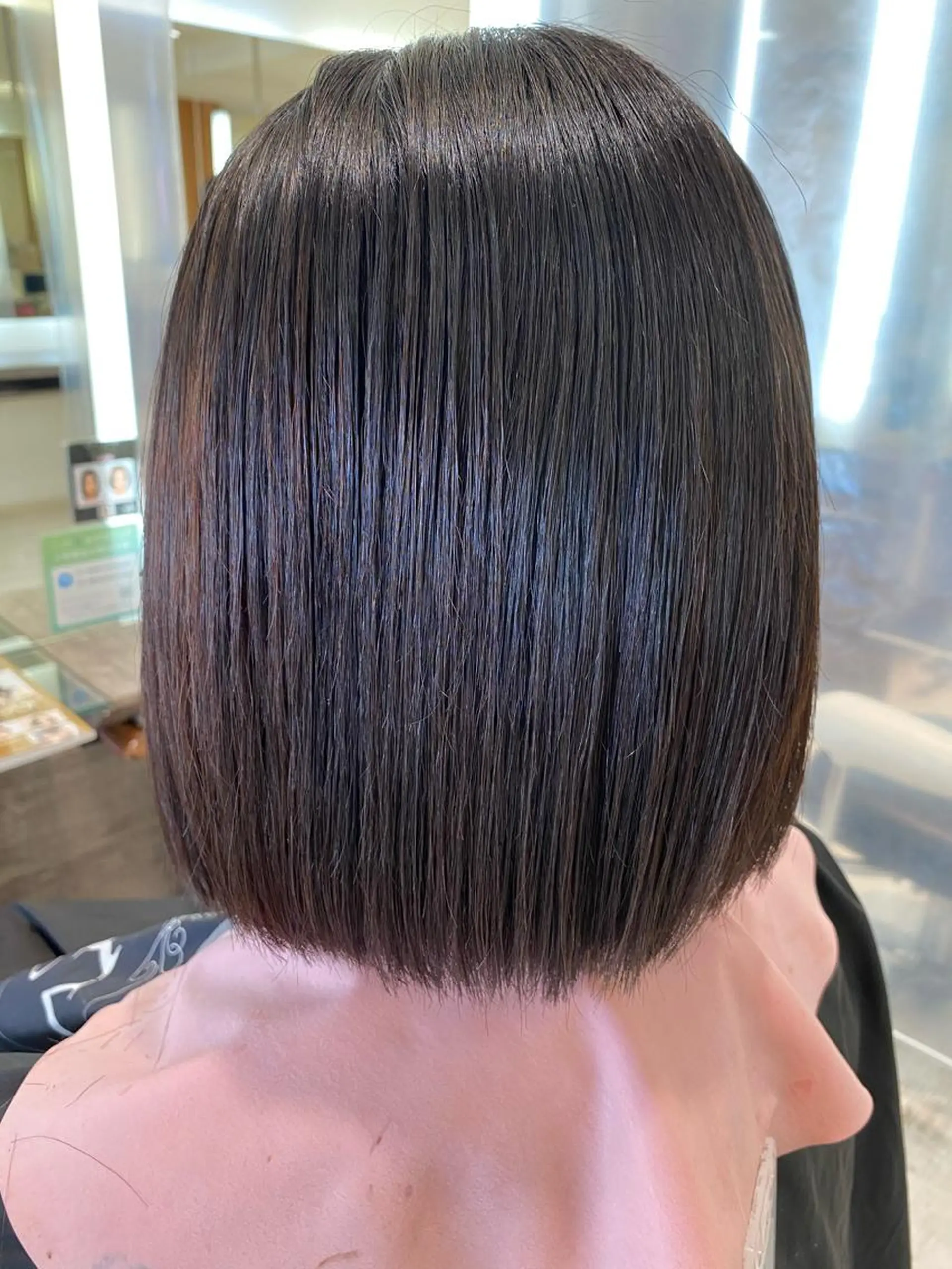 ショート パーマ ストレートパーマ ベージュ/インナー カラー🤍Rieのヘアスタイル