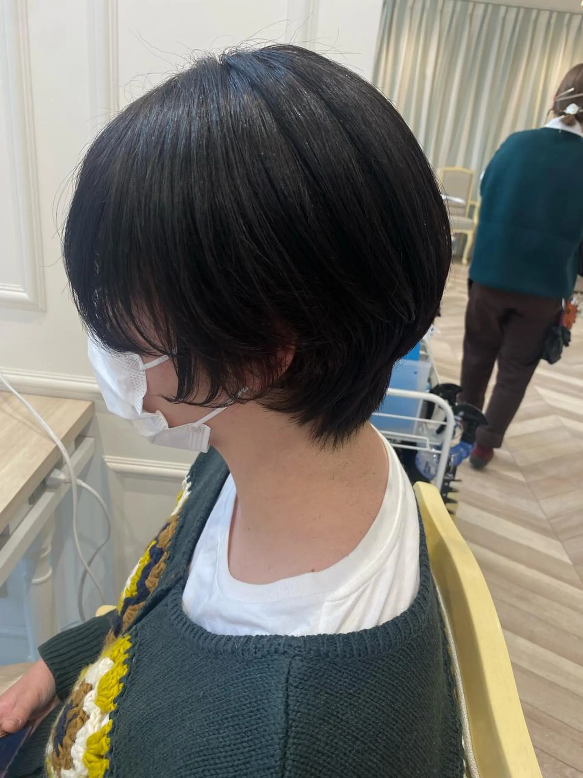 ショート 伸ばしかけ カット トリートメント ベージュ/インナー カラー🤍Rieのヘアスタイル