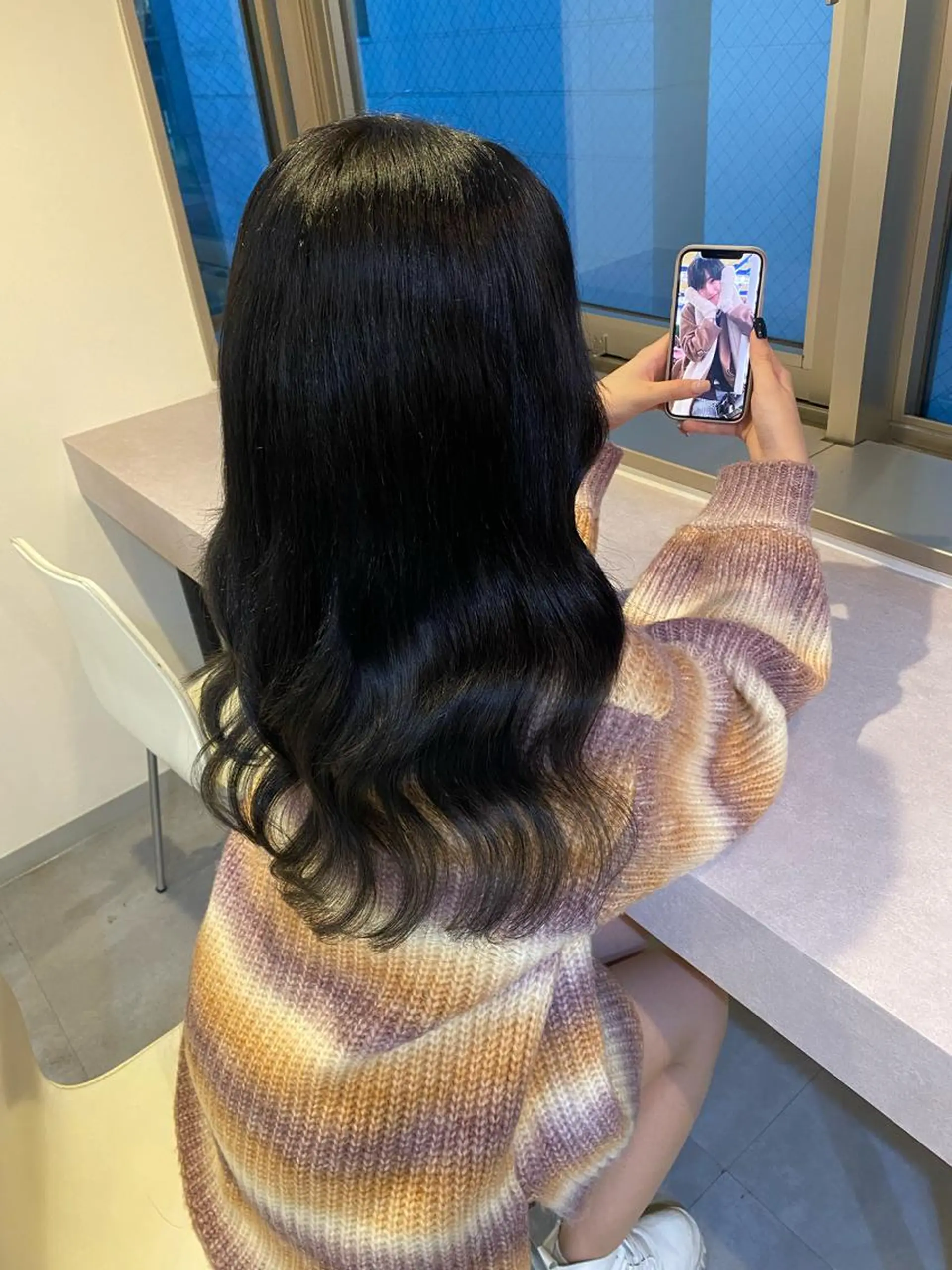 ロング アールバイニーナ所属・R by NINA アールバイニーナのヘアスタイル