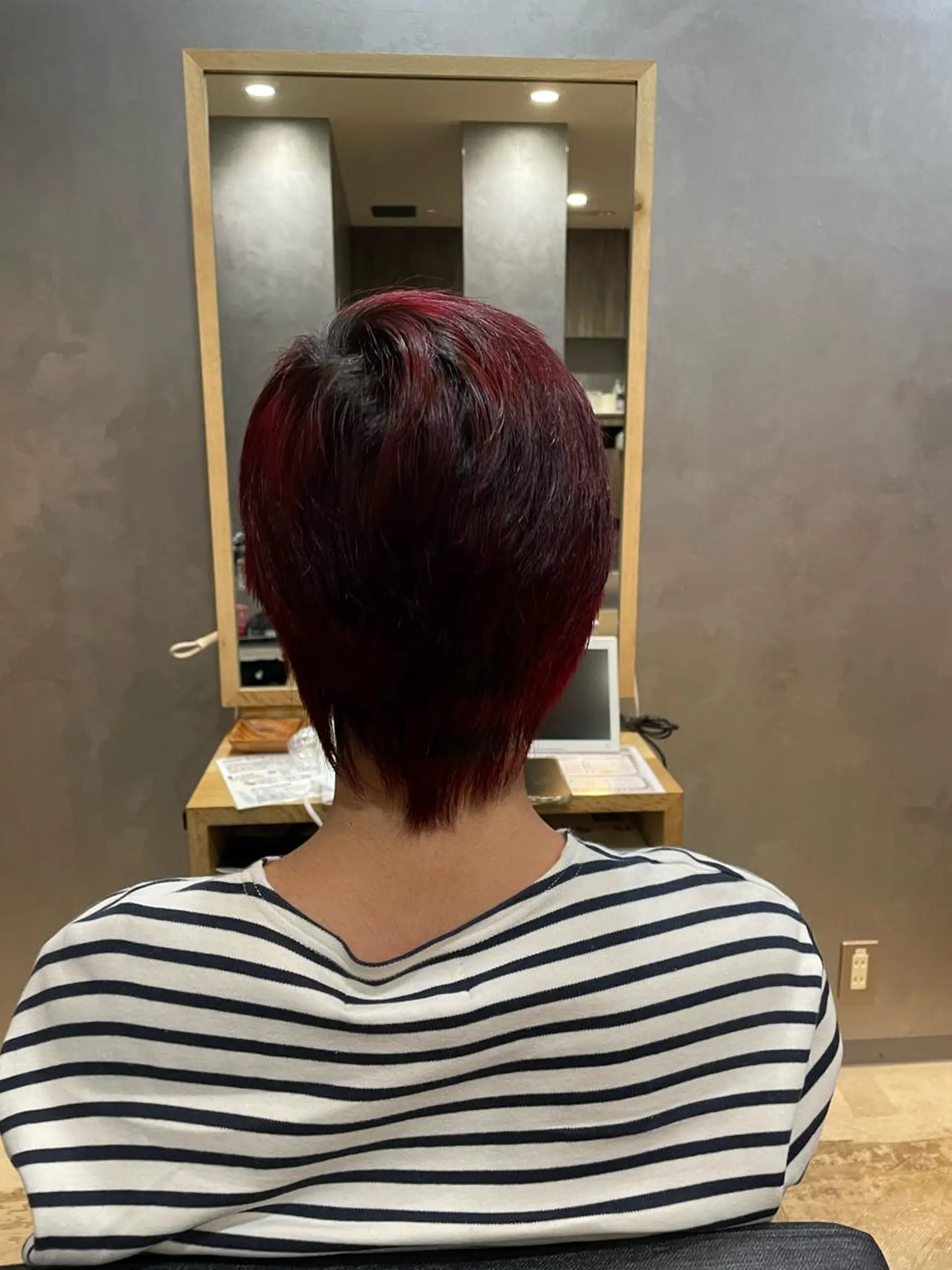 カラー メンズ 上村 颯のヘアスタイル