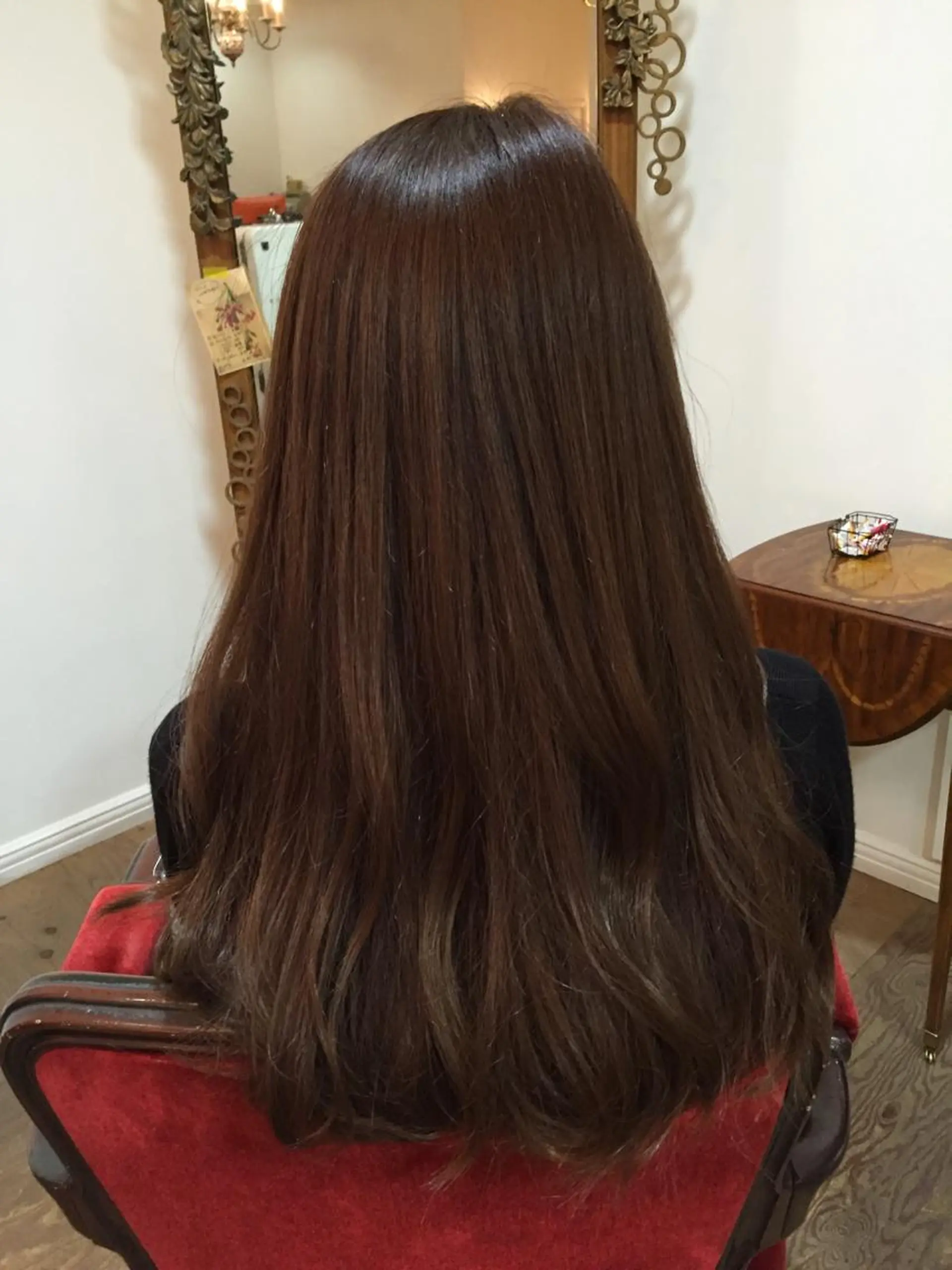 ロング カラー 三好 美里のヘアスタイル