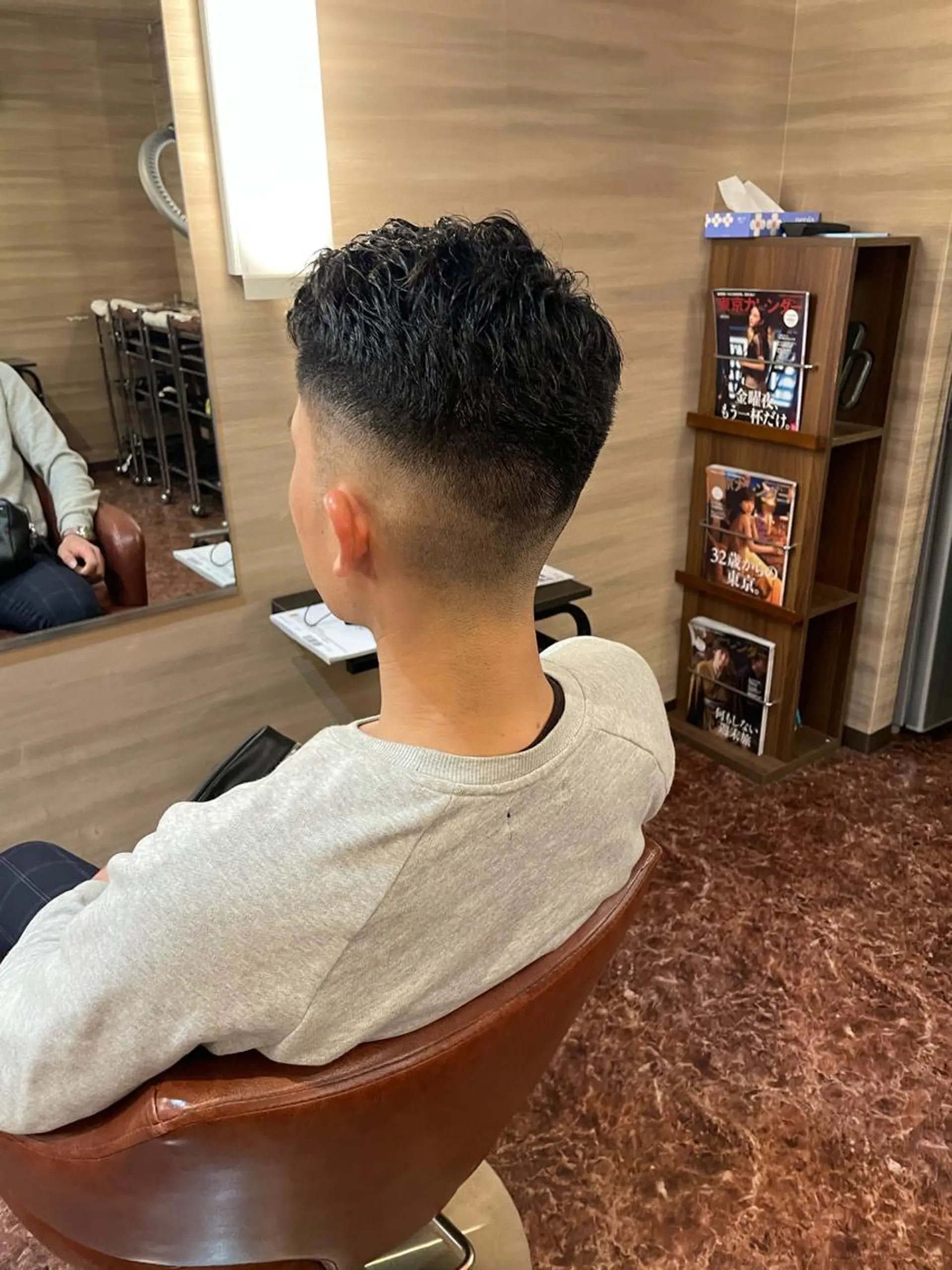 メンズ フェードカット 仲井間 賢雄 fifthのヘアスタイル