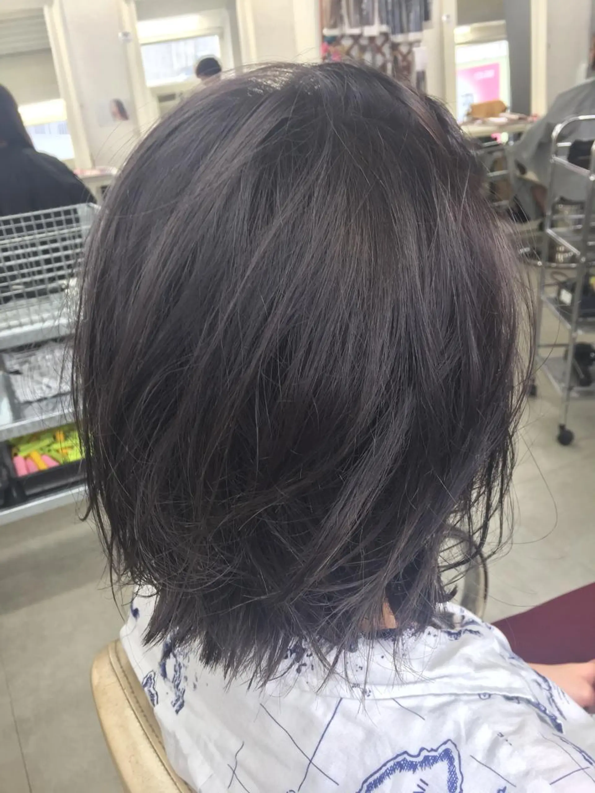 ミディアム カラー ヘアアレンジ アッシュ アッシュグレー ダークアッシュ 枝毛カット＆髪質改善 満足NO.1岡しゃんのヘアスタイル