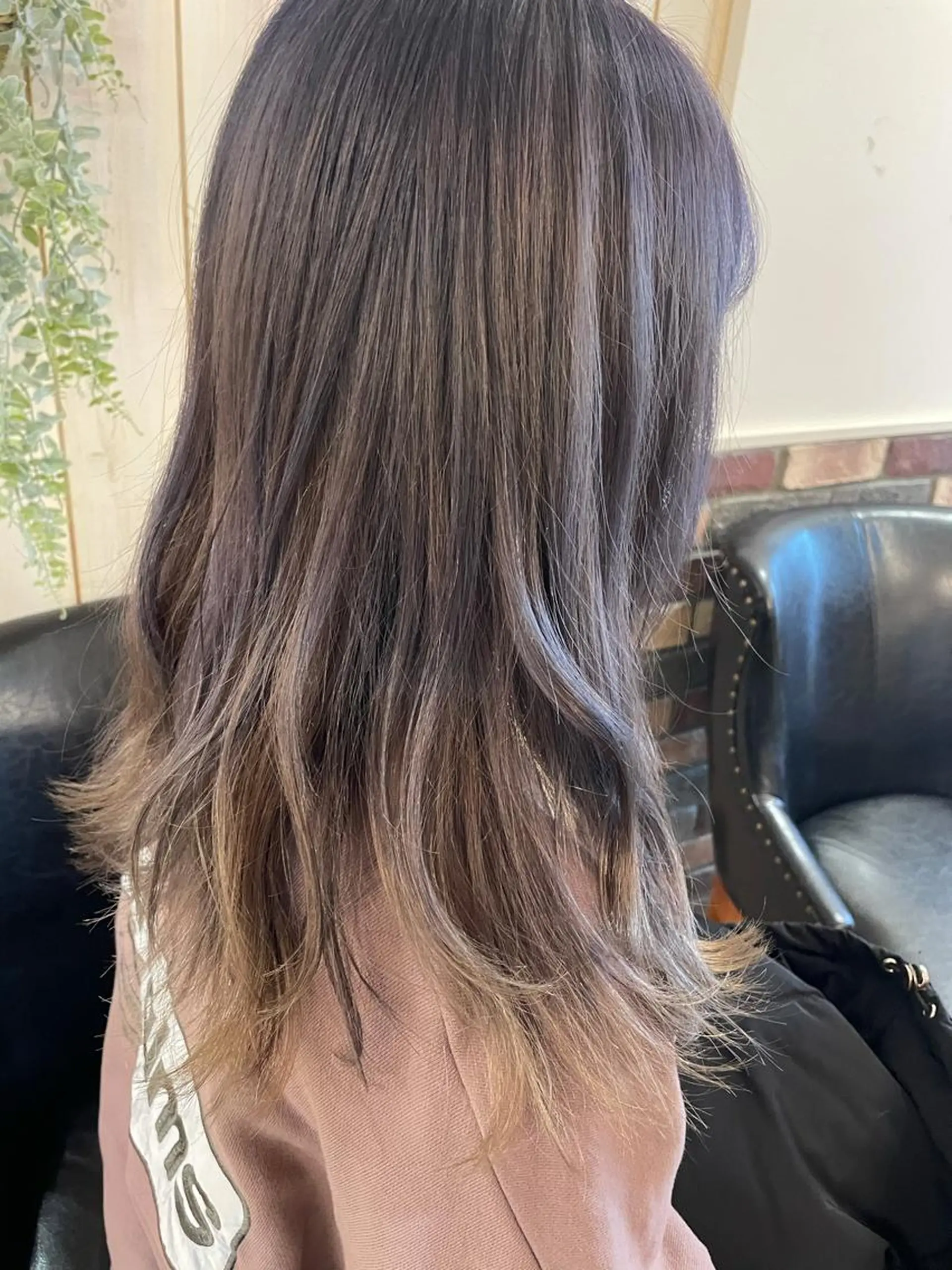 セミロング ヘアカラー トリートメント 中井 茅佳のヘアスタイル