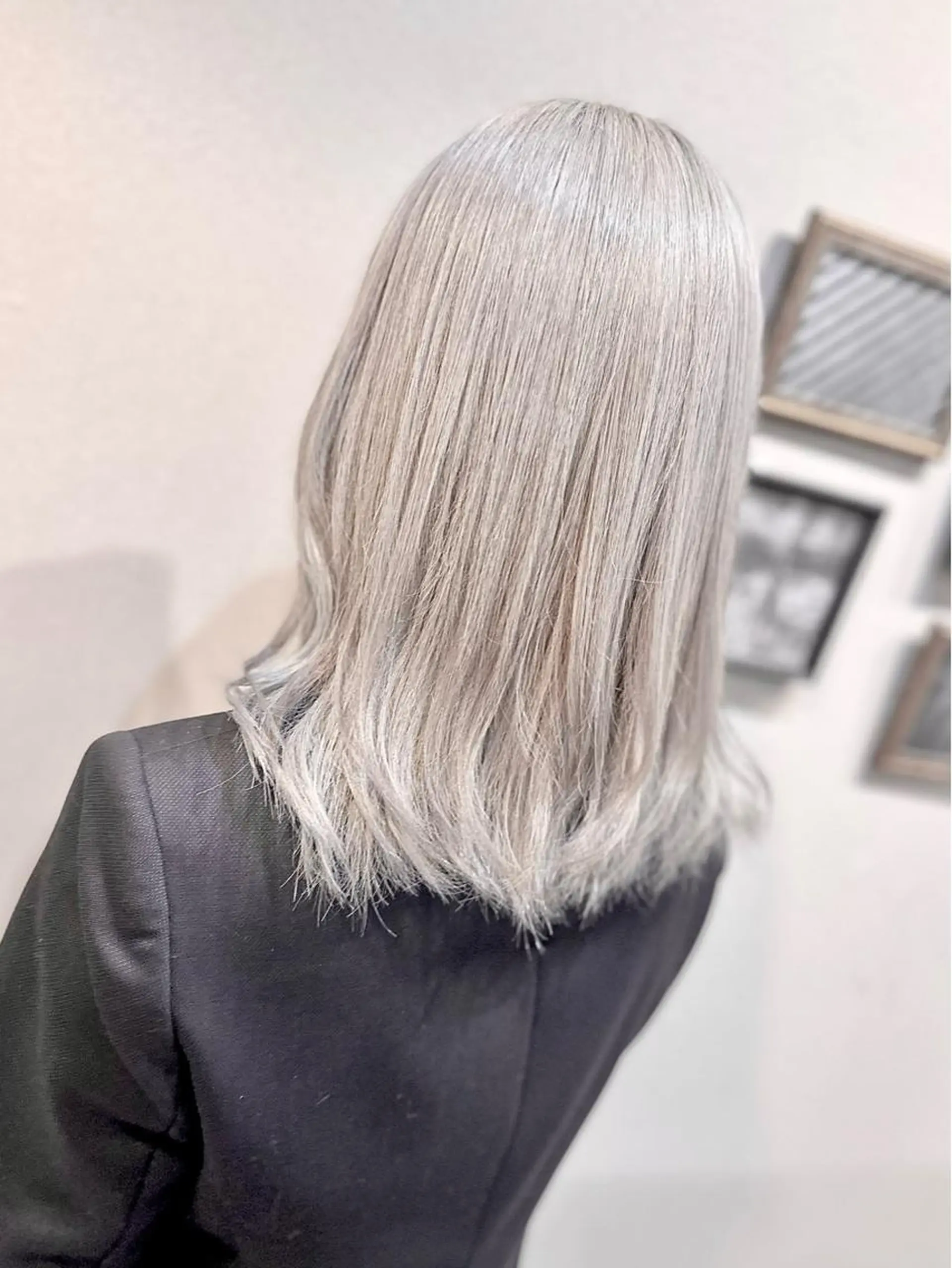 ミディアム ヘアカラー 🔷ブリーチバレイヤ ージュ🔷飯野達也のヘアスタイル