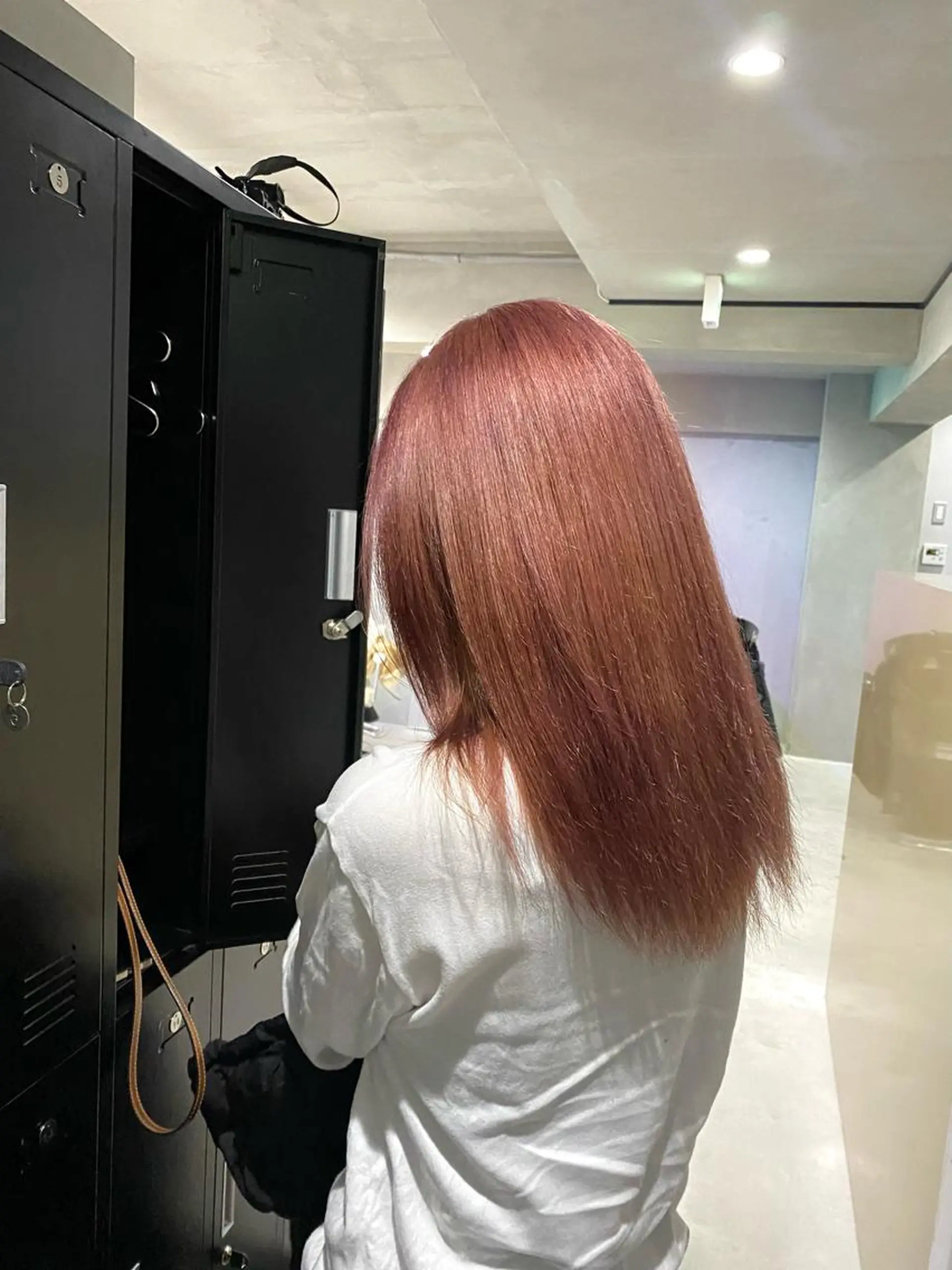 ショート カラー ベージュカラー ピンクカラー ピンクベージュ THEMAISONsugahara【ザメゾン】所属・田代 佳穂のヘアスタイル