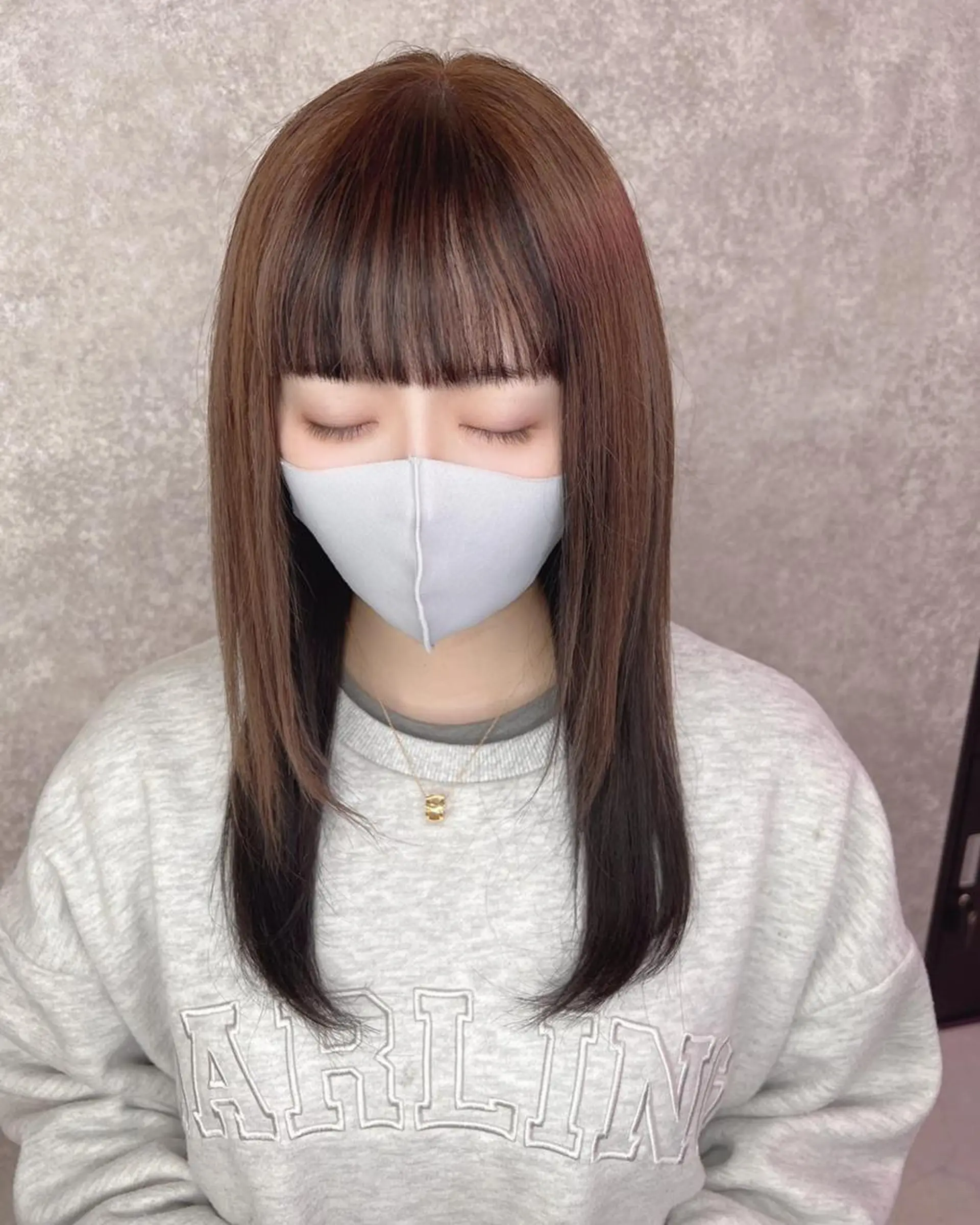 ロング カラー ベージュカラー ブラウンカラー インナーカラー UNDER vr 【アンダーバー】のヘアスタイル