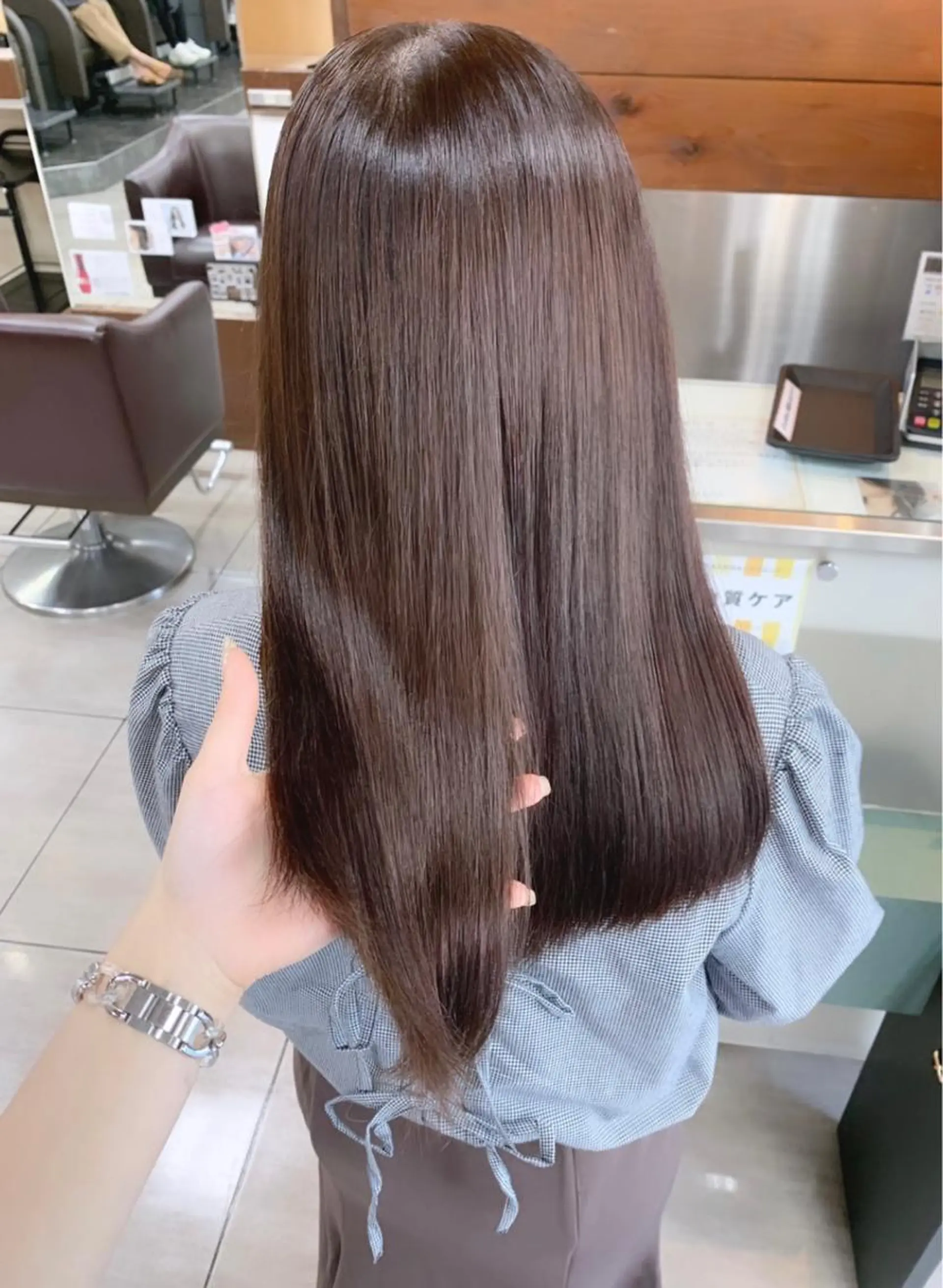 ミディアム ヘアカラー 🫧艶髪カラー🫧 森本くるみのヘアスタイル