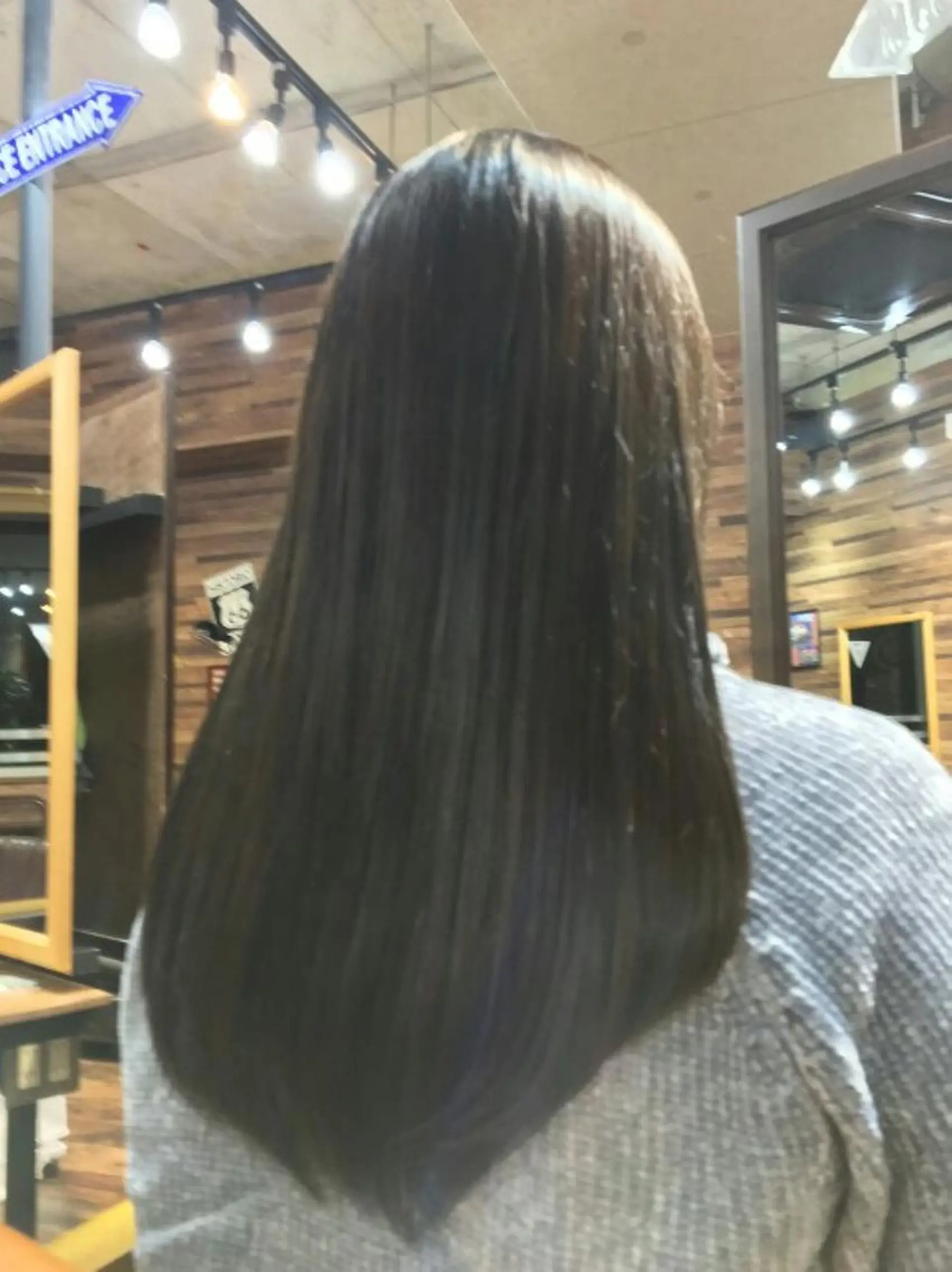 ロング ＦＵＮＩＣ ファニックのヘアスタイル