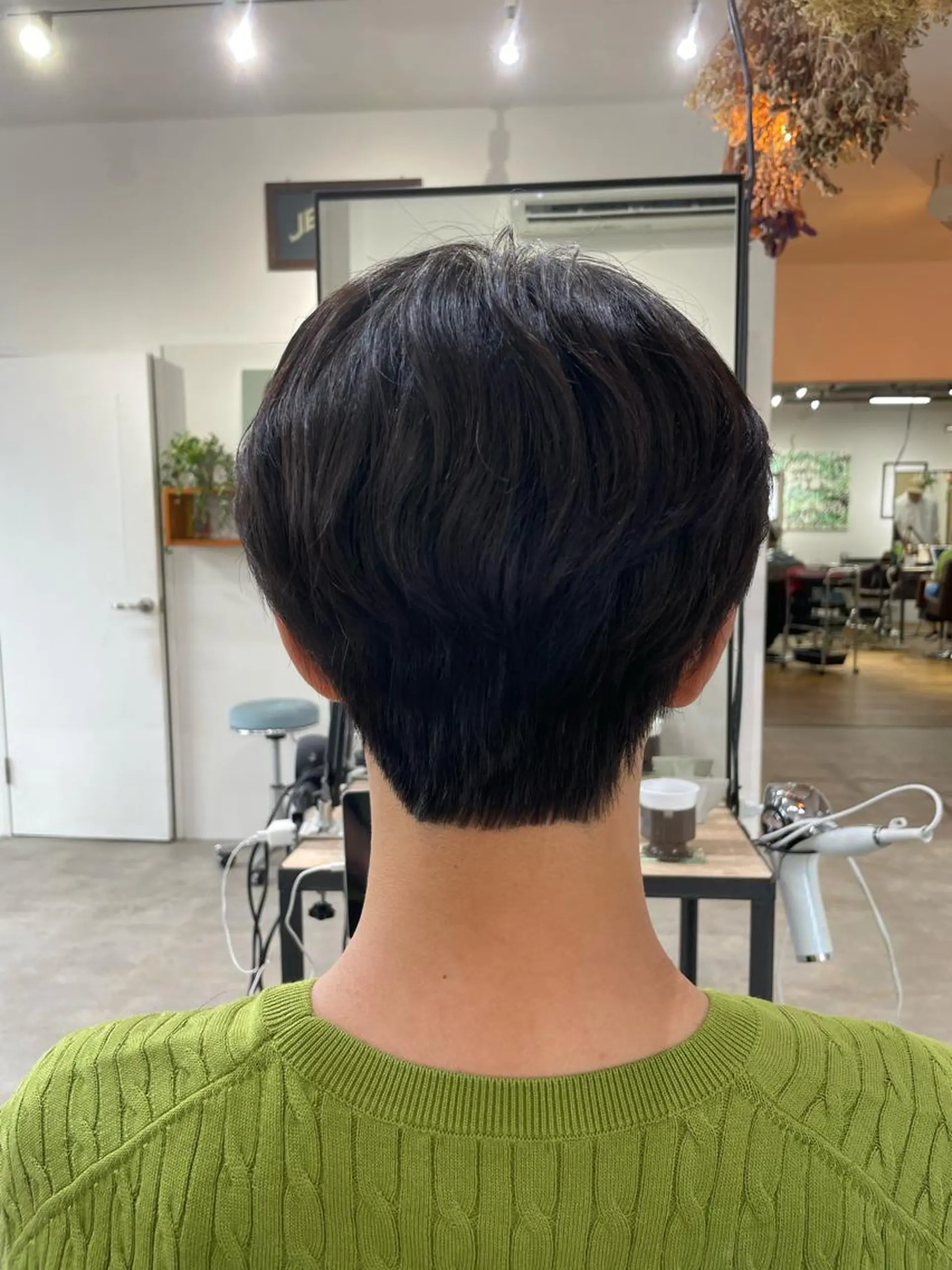 ショート パーマ メンズ JERICHO HAIR所属・河野 由佳の眉毛・アイブロウイメージ