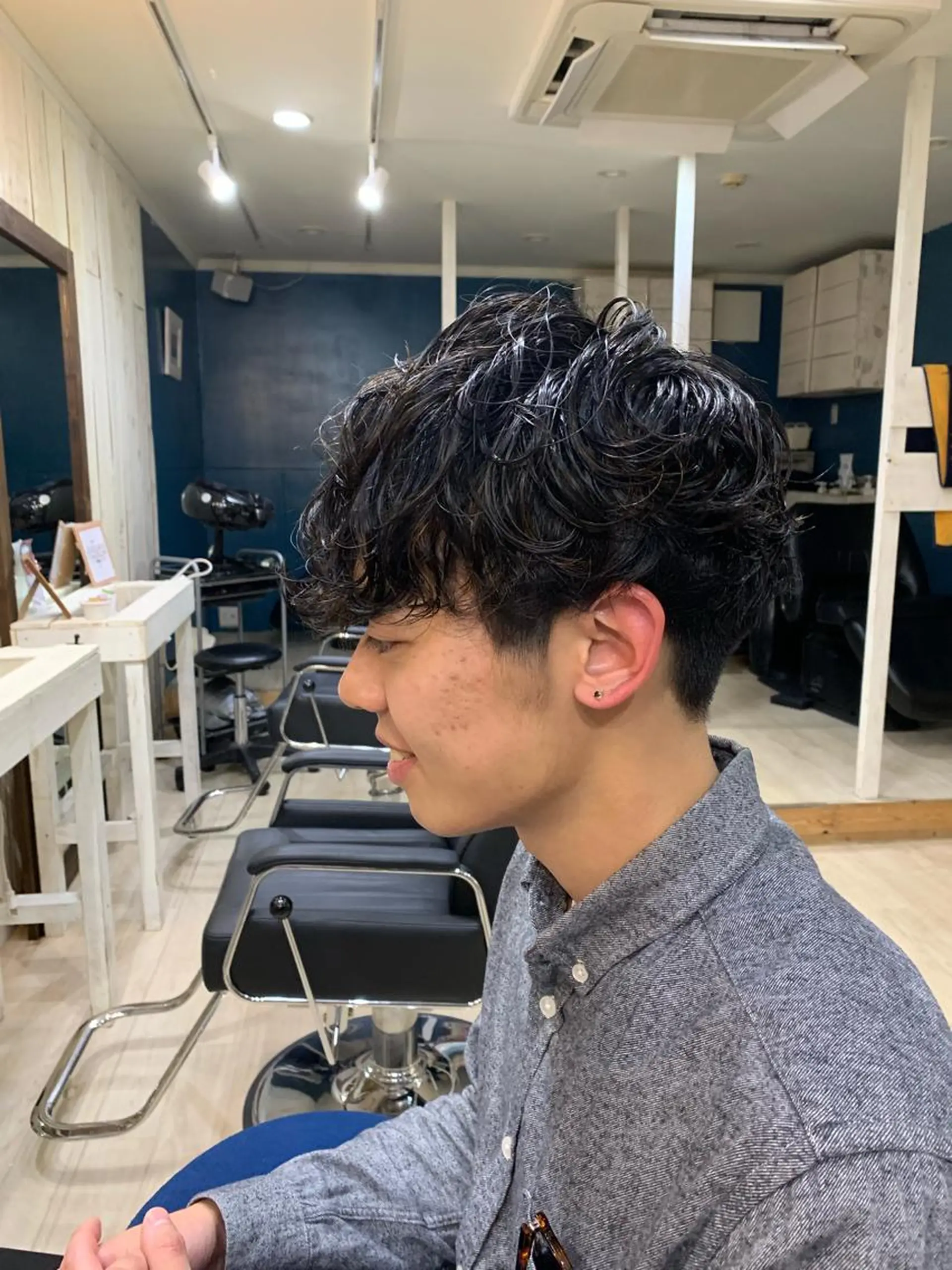 ショート パーマ ade omotesando所属・鷺谷 玲奈のヘアスタイル