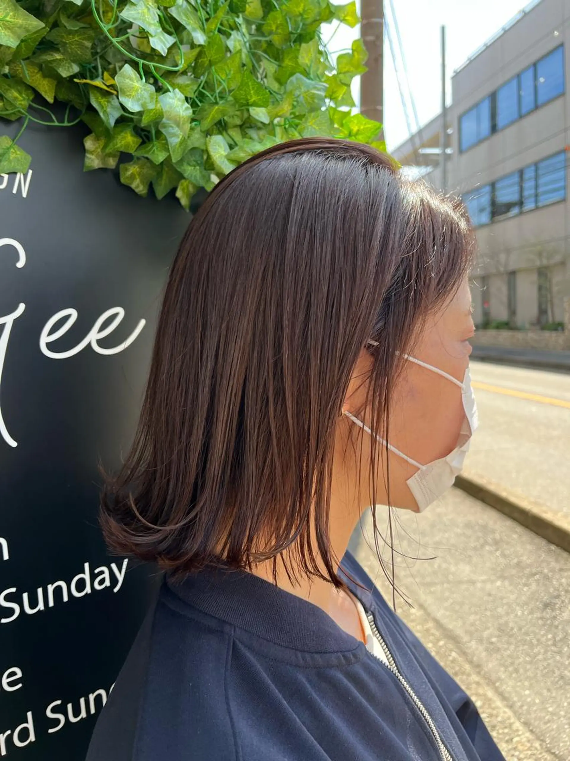 ミディアム カラー 坂田 優子のヘアスタイル