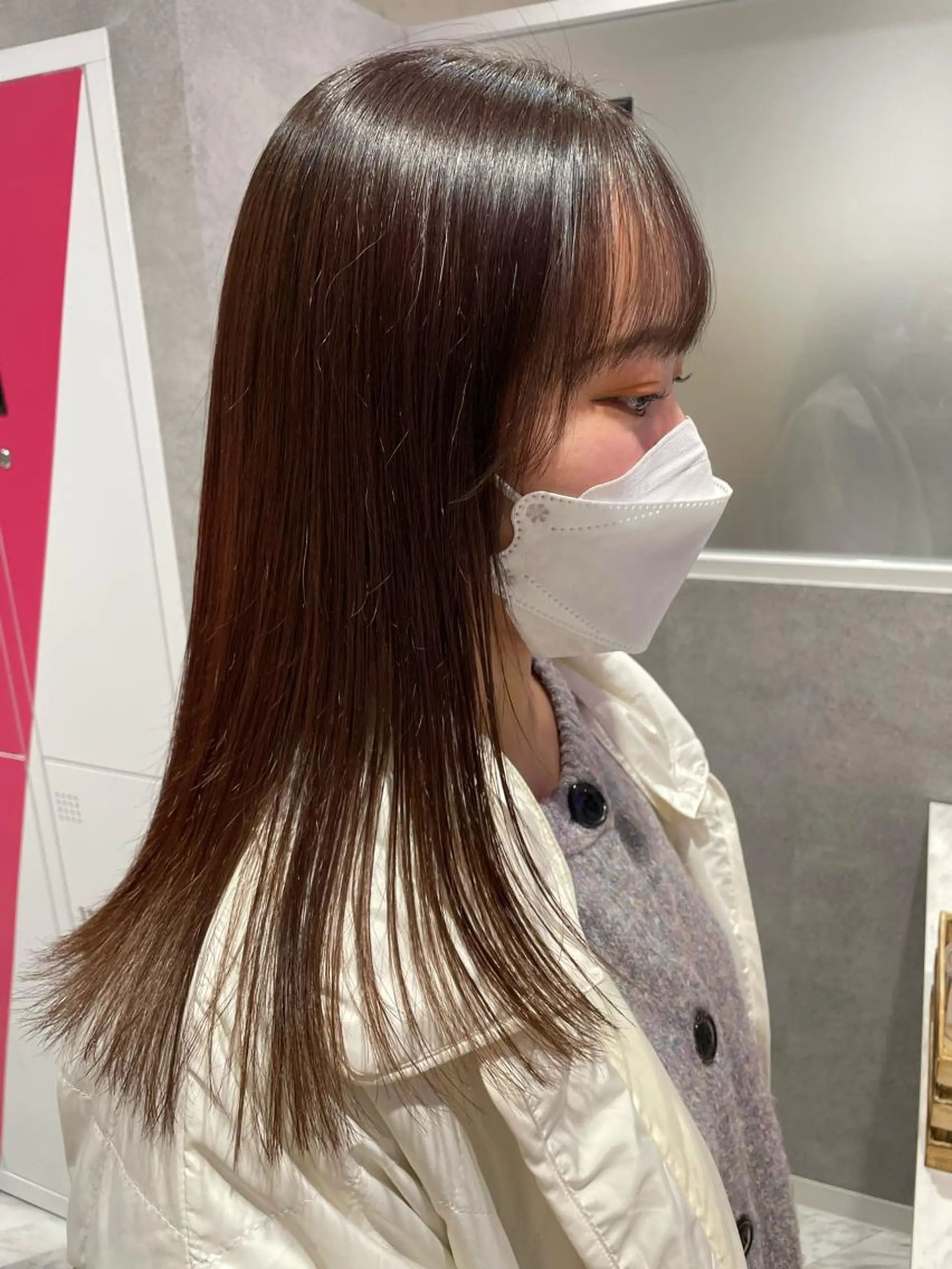 セミロング カラー 黒髪 ブルーカラー ブルーブラック 透明感カラー グレージュ パーソナルカラー 藤本夢のヘアスタイル