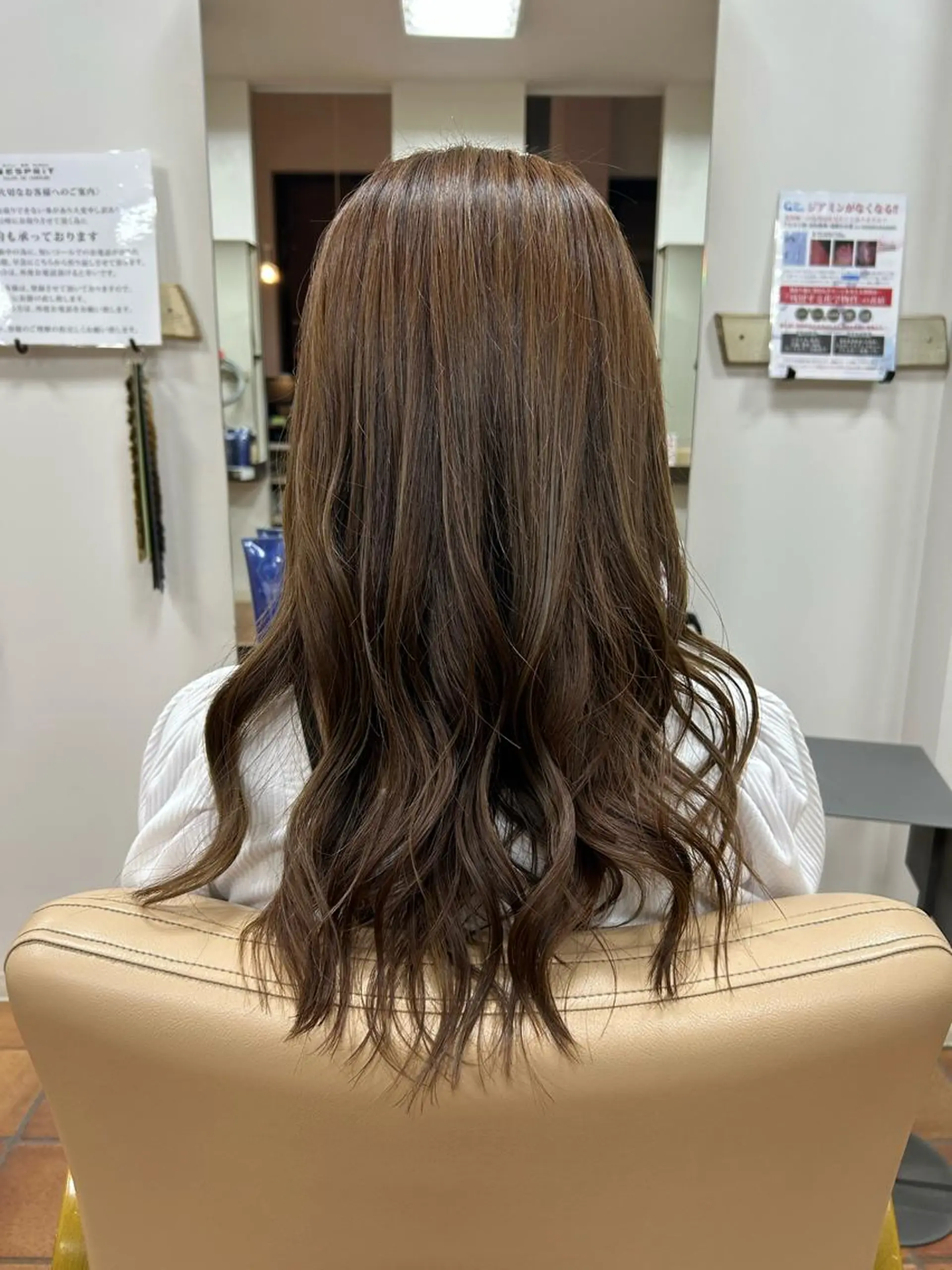 ロング カラー SUN所属・太田 まなのヘアスタイル
