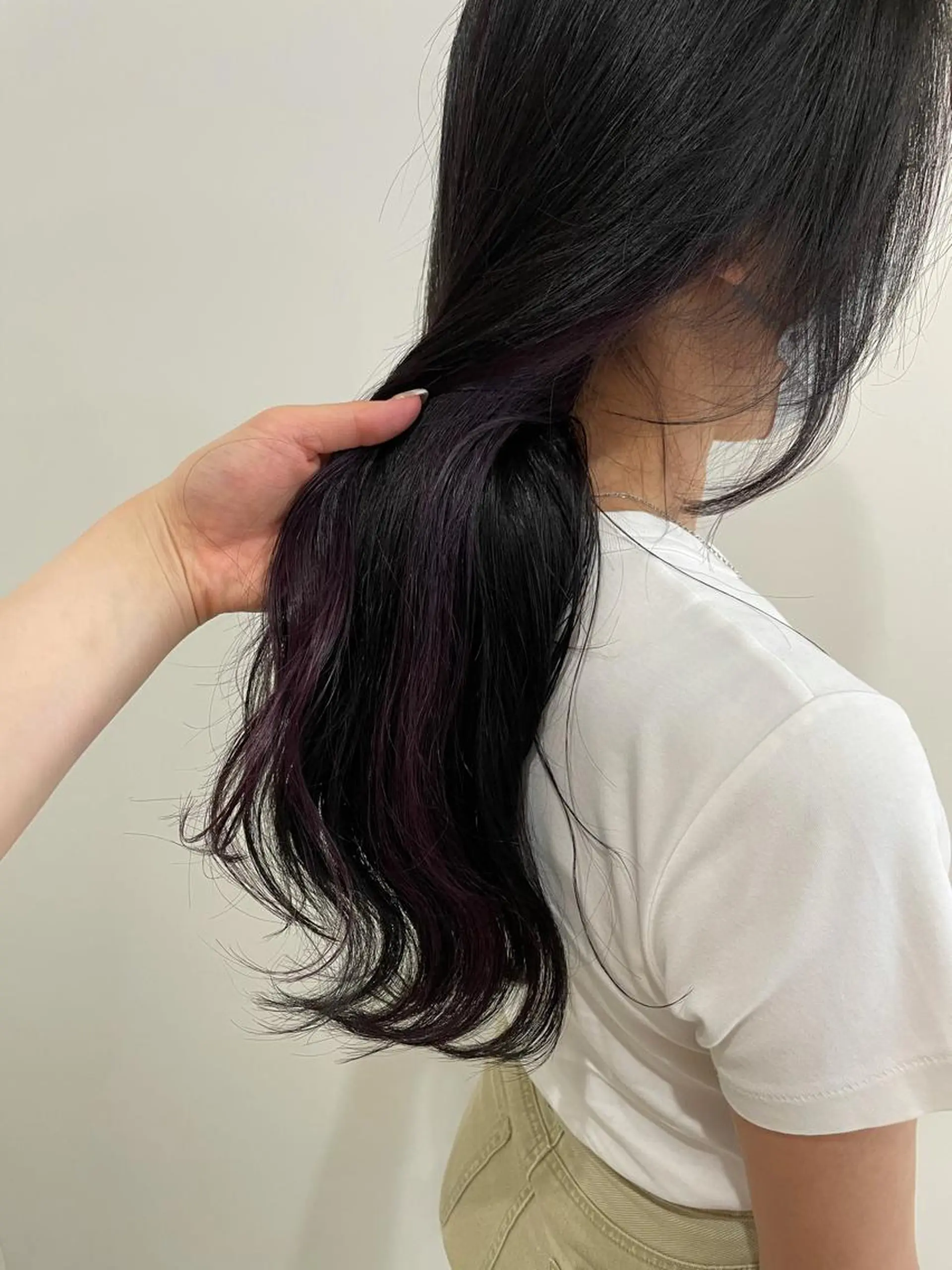 ロング カラー パープルカラー 🤍似合わせパーマ 奥田沙耶🫧のヘアスタイル