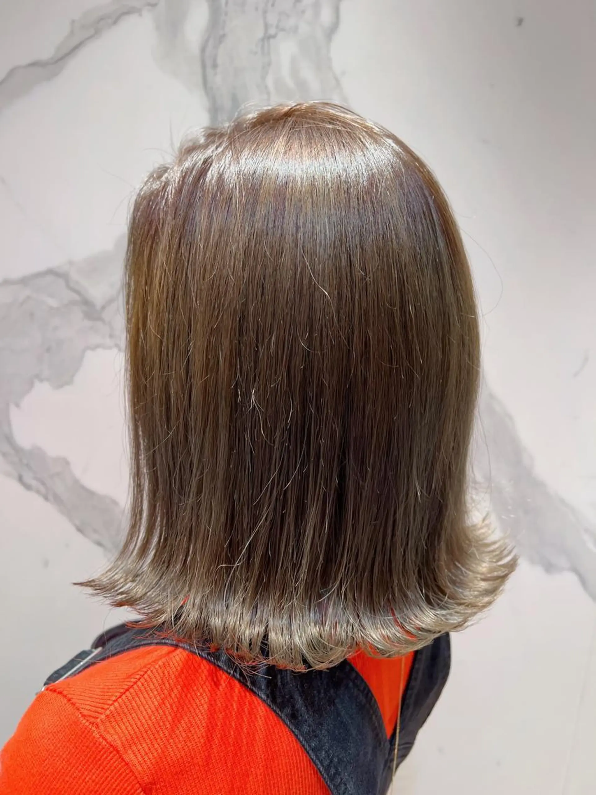 ミディアム ボブ 外ハネヘア uno pulir【ウノプリール】西梅田ハービスプラザ店所属・海外レイヤー/ 梅田美容室のヘアスタイル