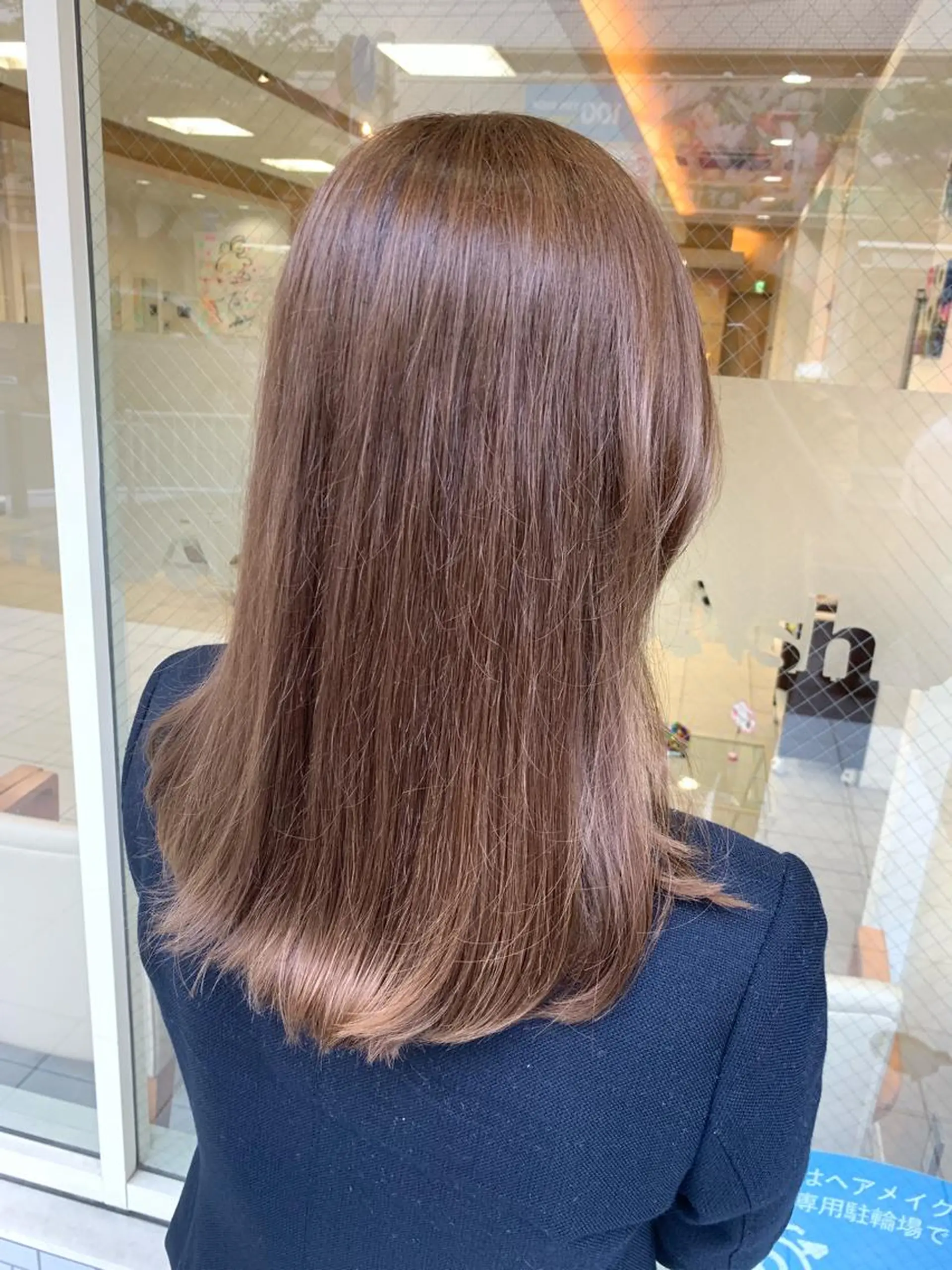 ミディアム カラー 透明感カラー イルミナカラー 髪質改善/縮毛矯正 /ブリーチ矯正/岡部のヘアスタイル