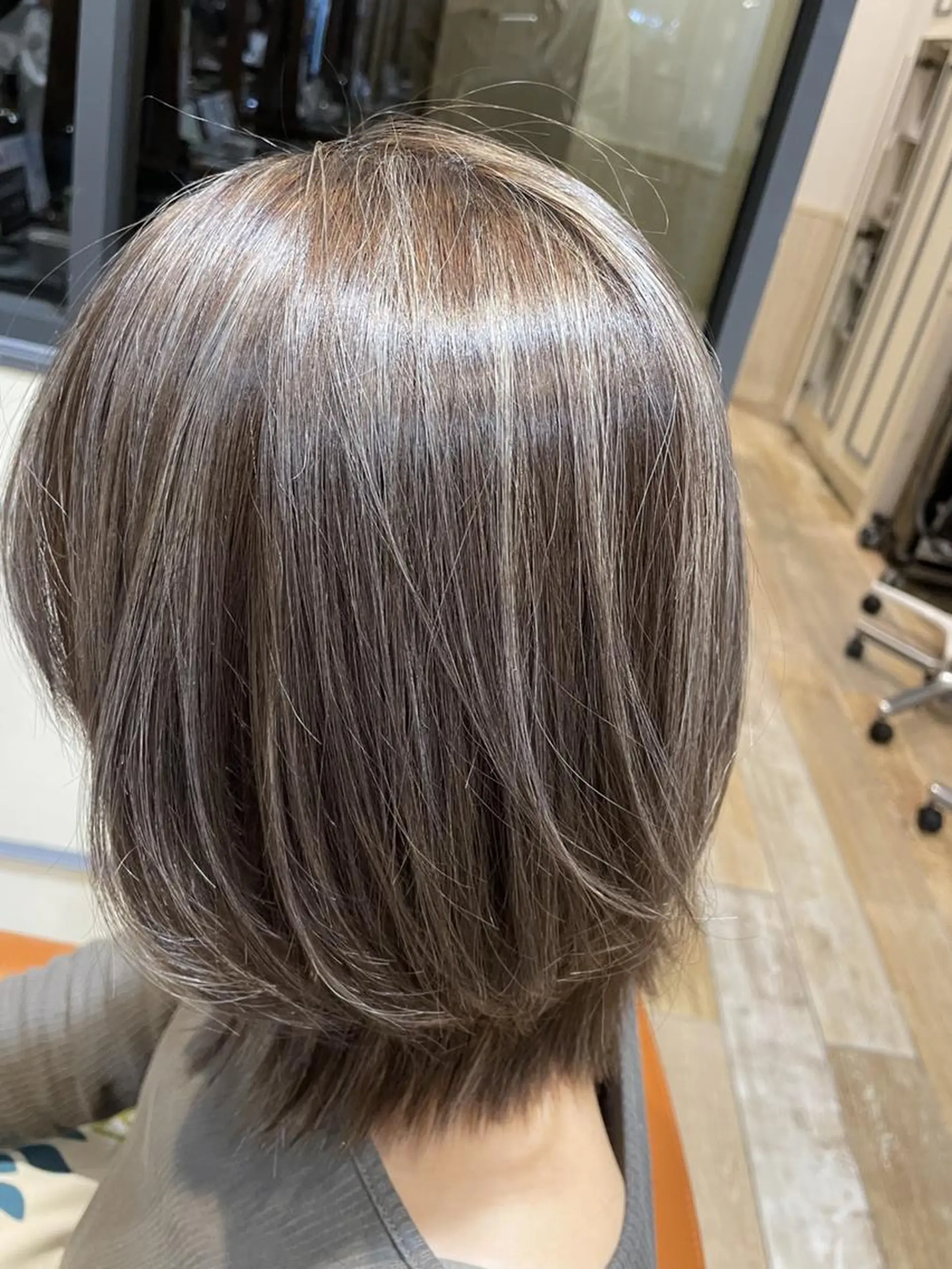 ミディアム ハイライト ヘアカラー hair house ohana所属・菊池 純香のヘアスタイル